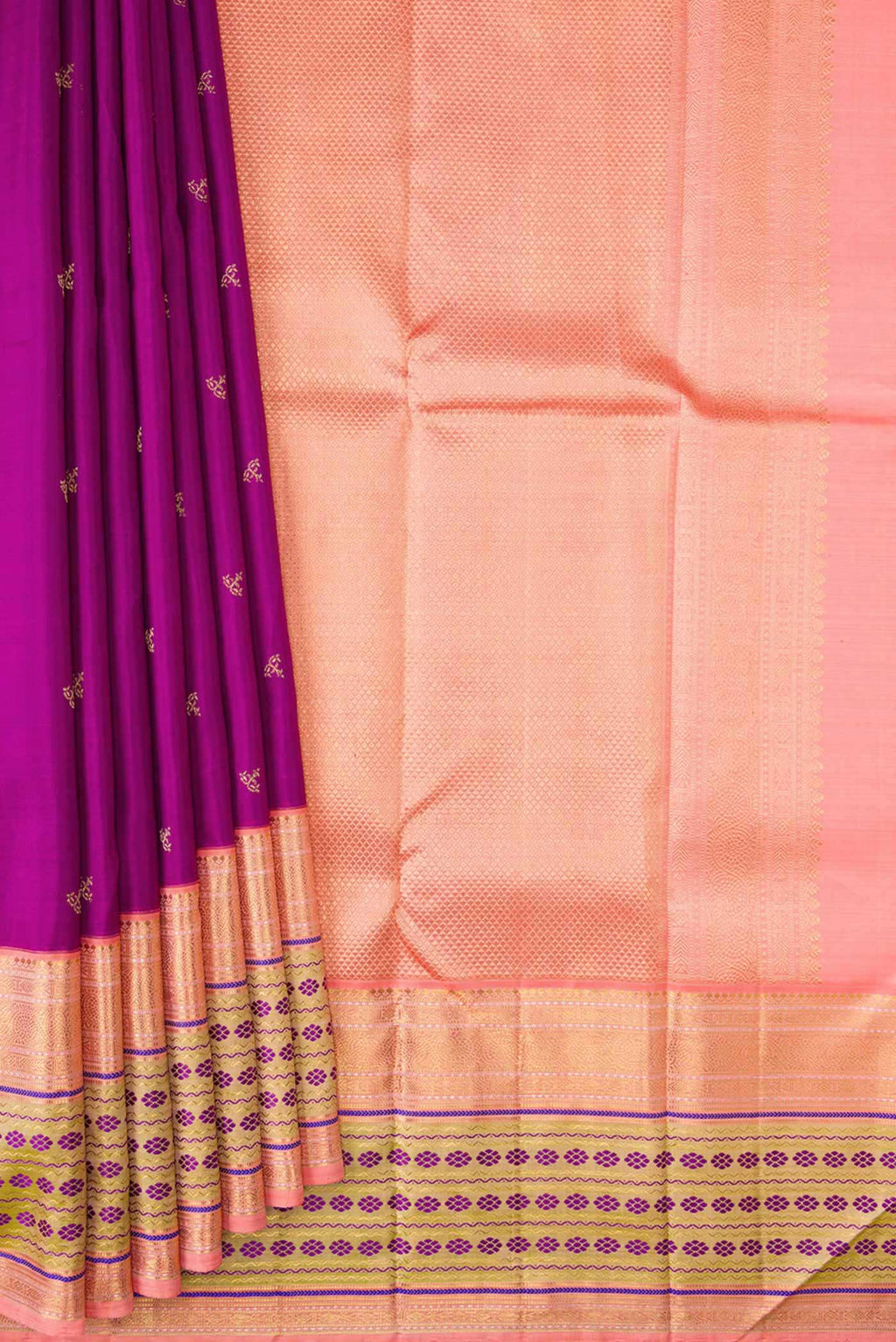pleats pallu