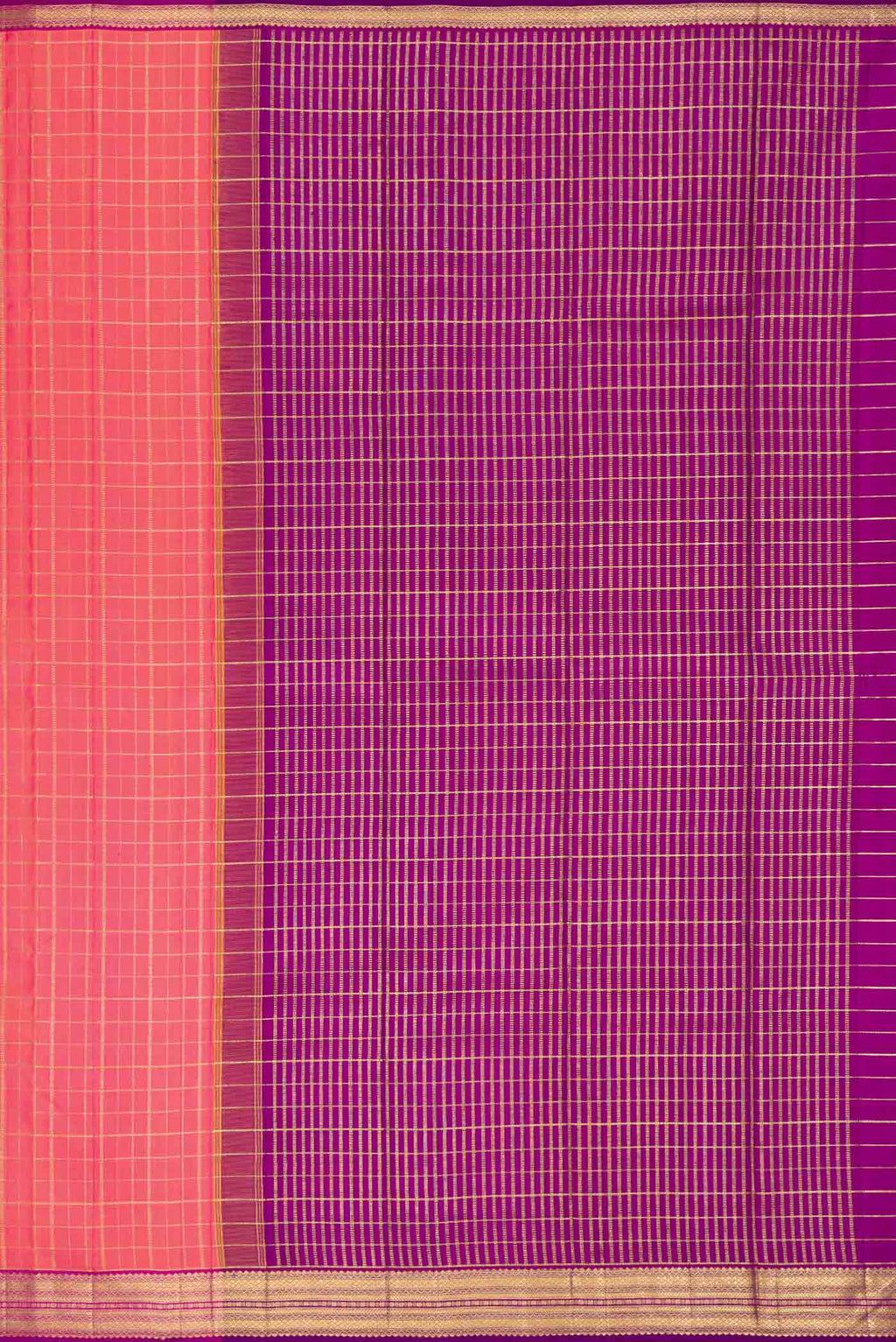 Close up image of the pallu of Pink with Orange Color Kanchipuram Silk Saree with Checked design on the body and Zari Border