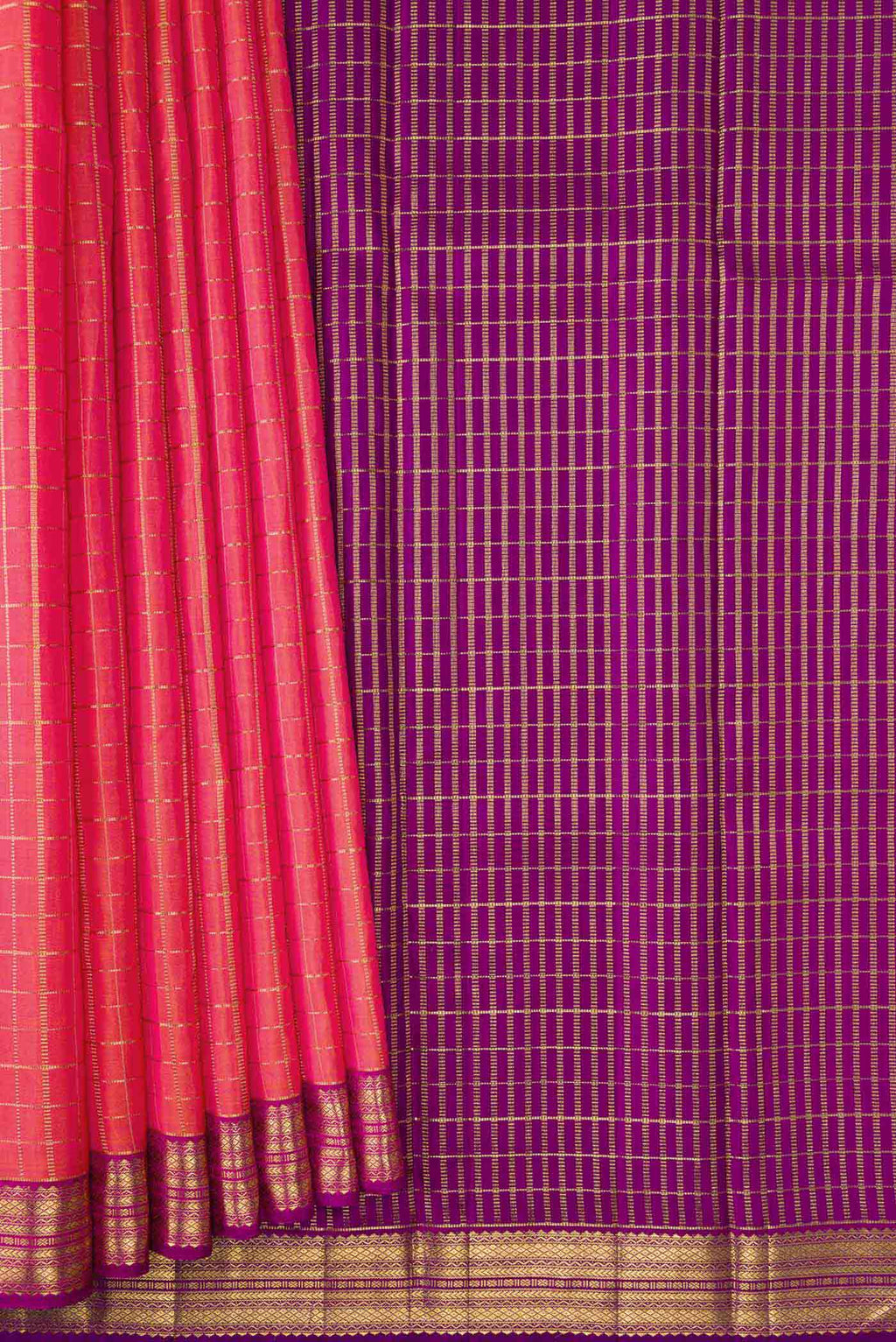 Pleats and pallu of Pink with Orange Color Kanchipuram Silk Saree with Checked design on the body and Zari Border