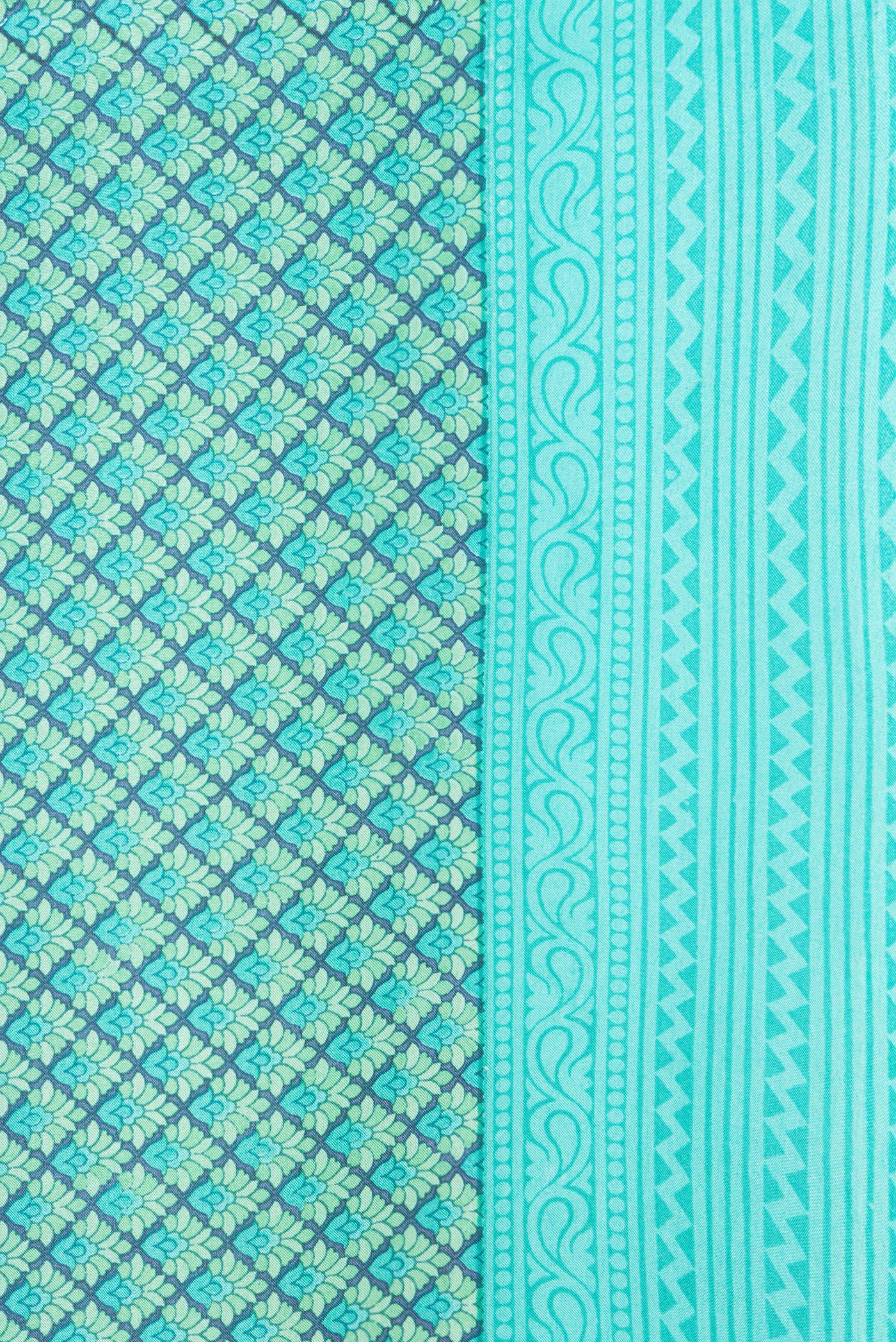 Border image of Sea Green Dual Tone Printed Silk Saree with Printed design on the body and Printed Border. 