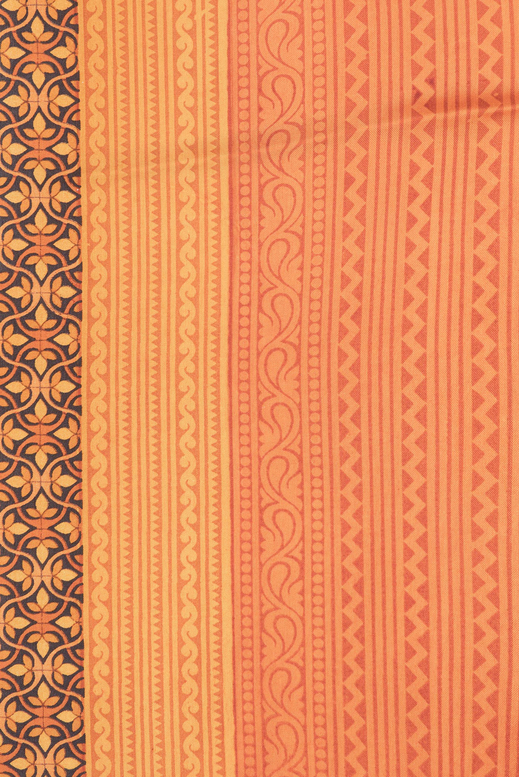Border image of Orange Dual Tone Printed Silk Saree with Printed design on the body and Printed Border. 