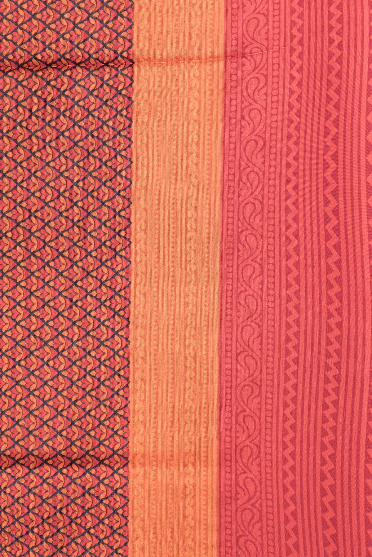 Border image of Red Dual Tone Printed Silk Saree with Printed design on the body and Printed Border. 