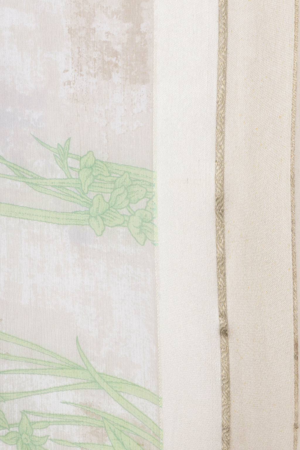 Border image of Beige Dual Tone Mysore Georgette Saree with Printed design on the body and Zari Border. 