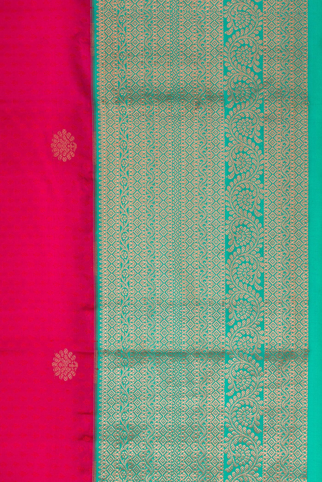 Border image of Pink Dual Tone Kanchipuram Silk Saree with Jacquard With Zari Butta on the body and Zari Border. 
