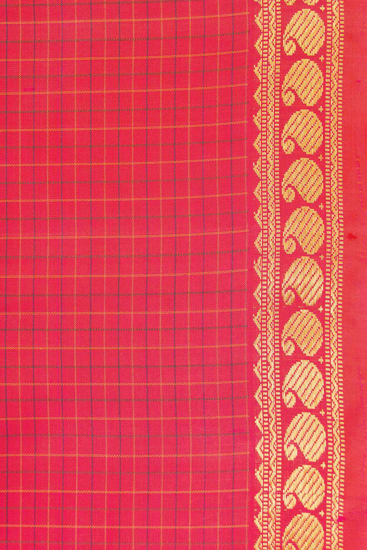 Border image of Coral Dual Tone Kanchipuram Silk Saree with Checked design on the body and Zari Border
