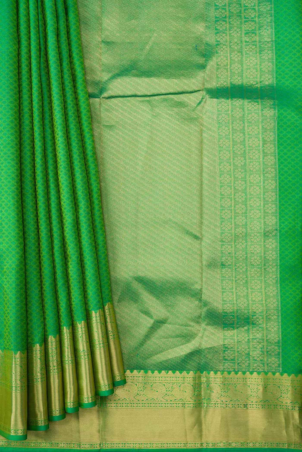 pleats pallu