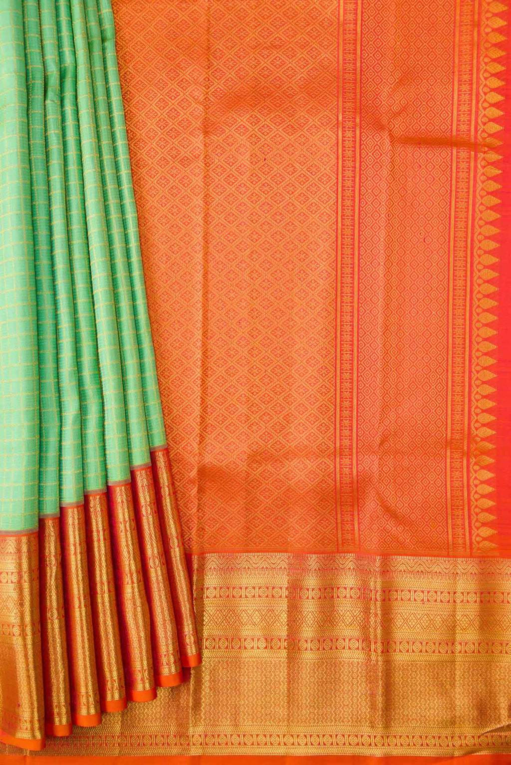 pleats pallu