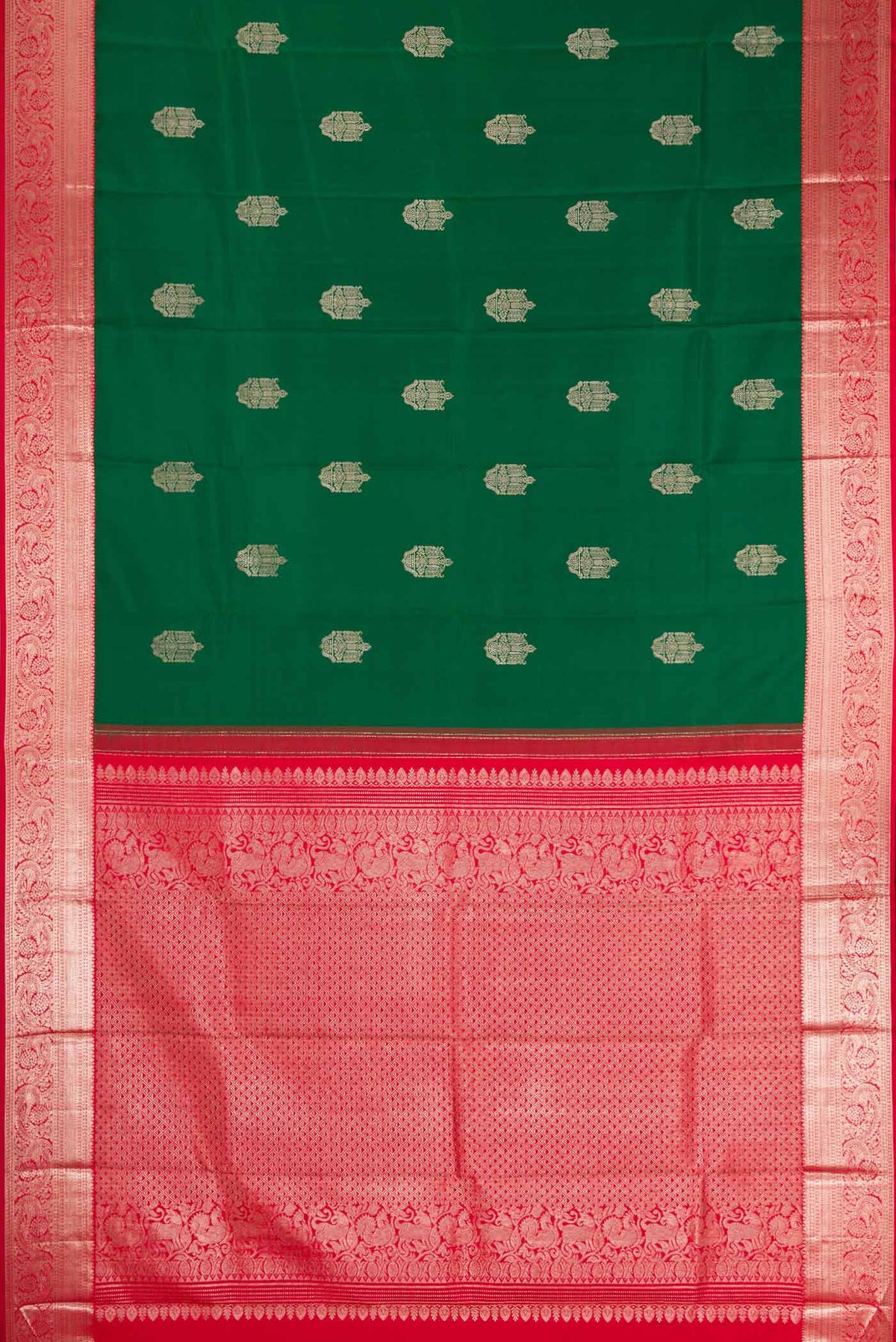 Flat view of Green Dual Tone Kanchipuram Silk Saree with Zari Butta on the body and Zari Border