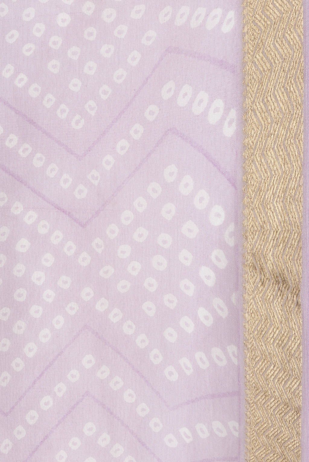 Border image of Lavender Dual Tone Mysore Georgette Saree with Bandhani Print on the body and Zari Border. 