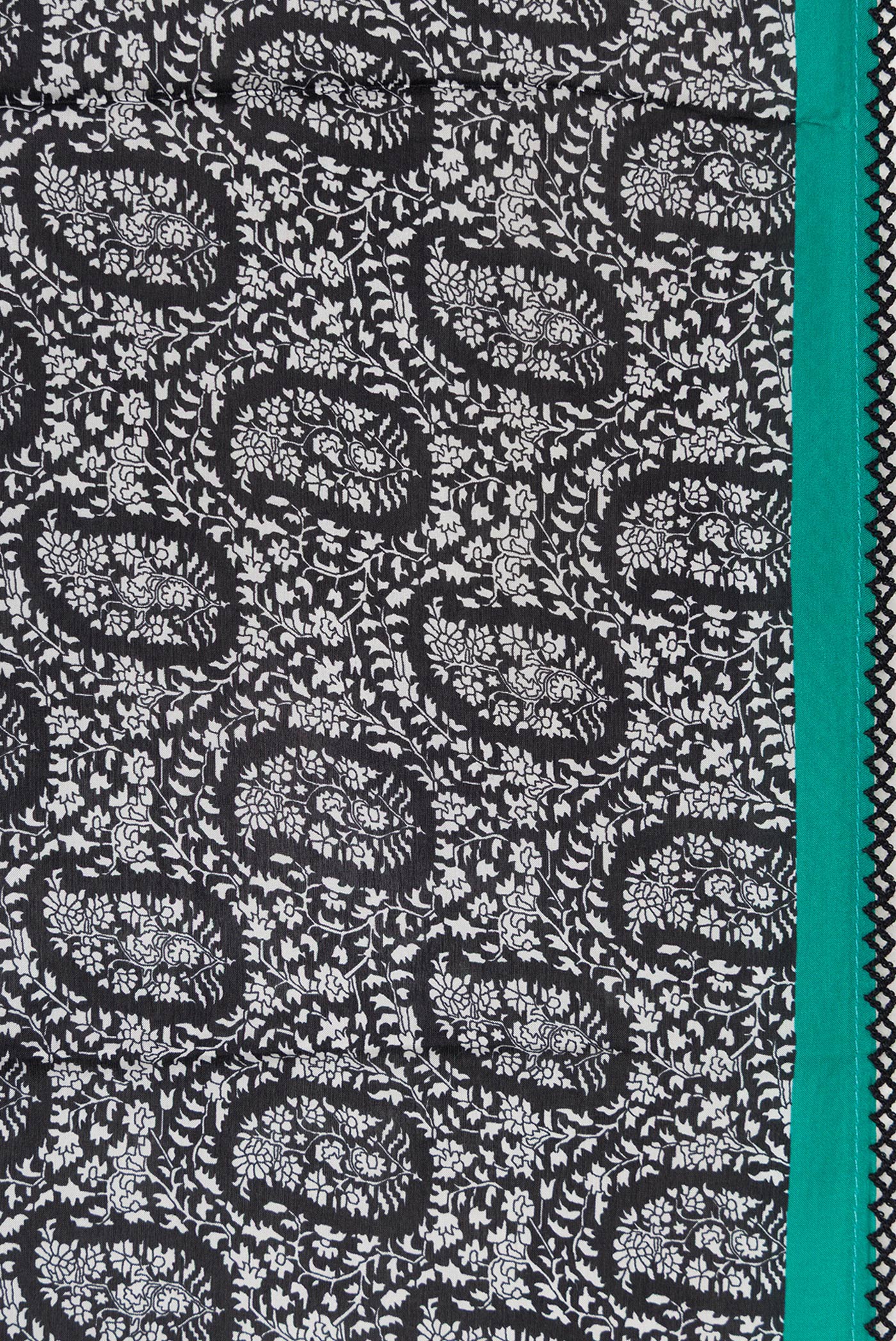 Border image of Black Dual Tone Printed Silk Saree with Printed design on the body and Embroidery Border. 