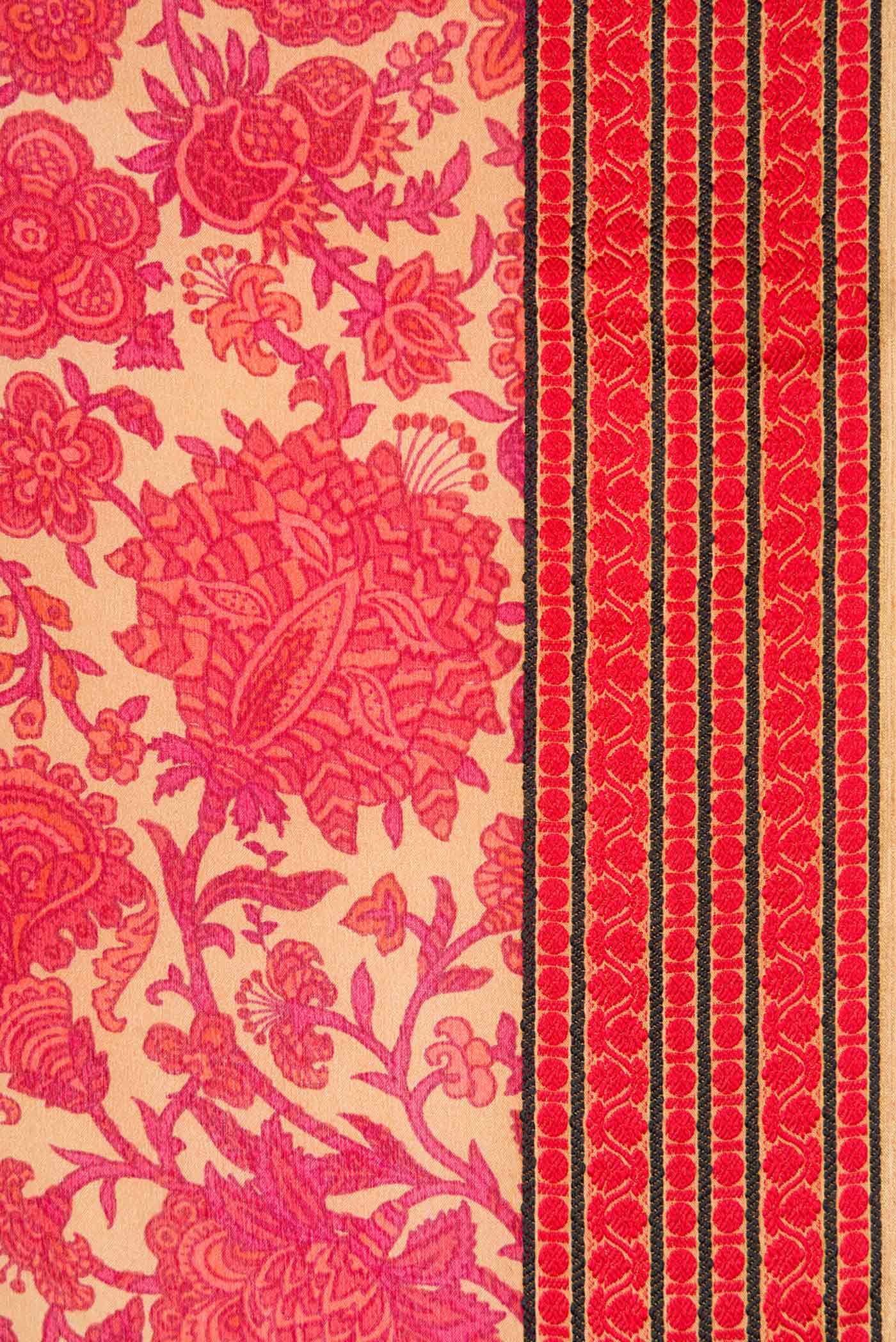 Border image of Beige Dual Tone Mysore Georgette Saree with Printed design on the body and Thread Border