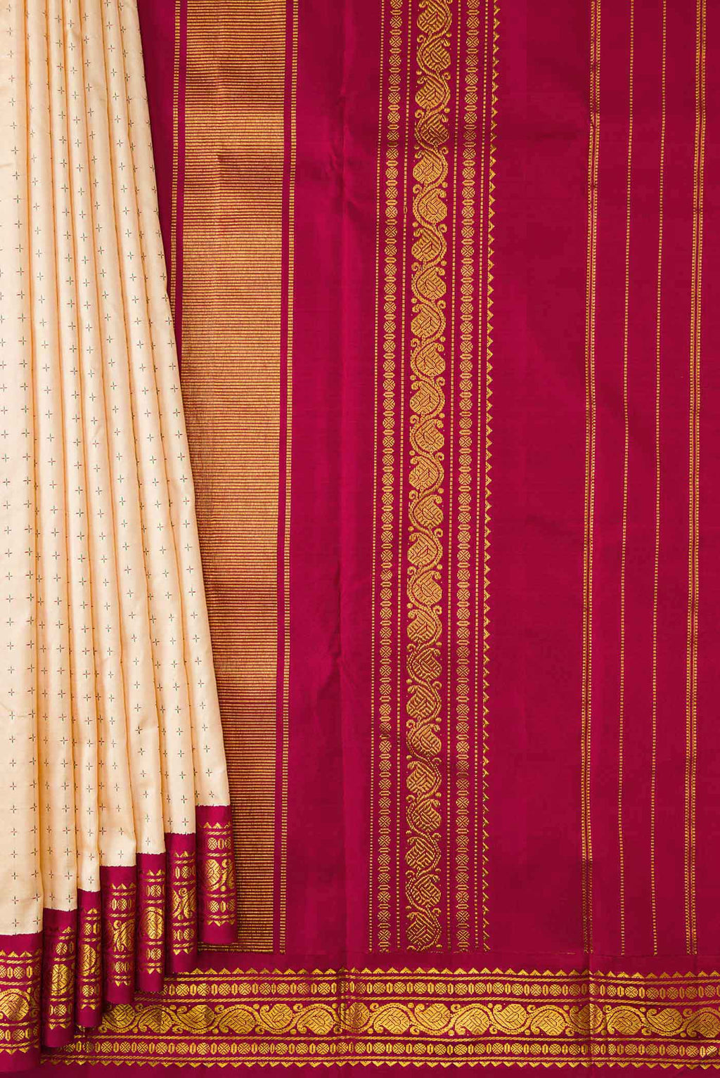 pleats pallu