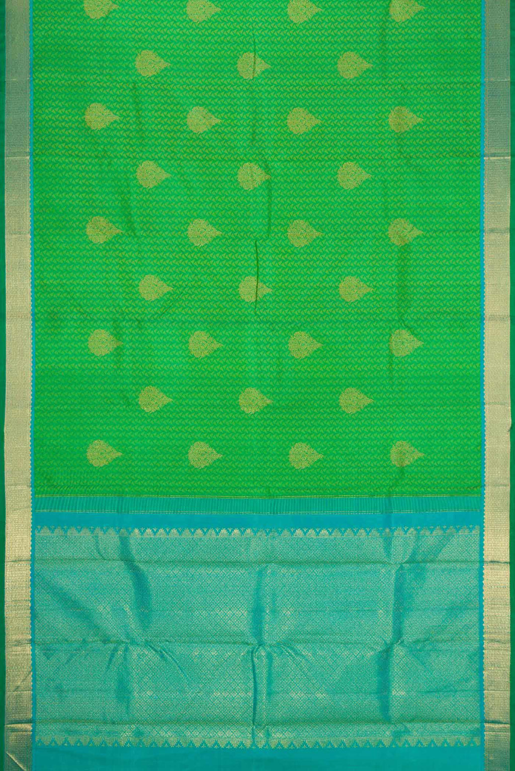 Flat view of Green Dual Tone Kanjivaram Silk Saree with Jacquard With Zari Butta on the body and Zari Border. 