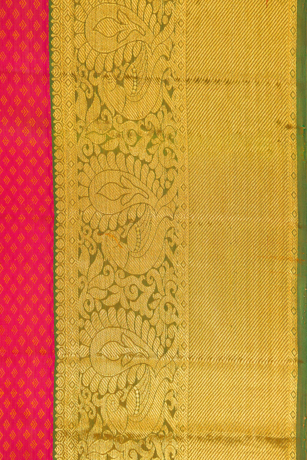Border image of Dark Pink Dual Tone Kanchipuram Silk Saree with Jacquard With Zari Butta on the body and Zari Border. 