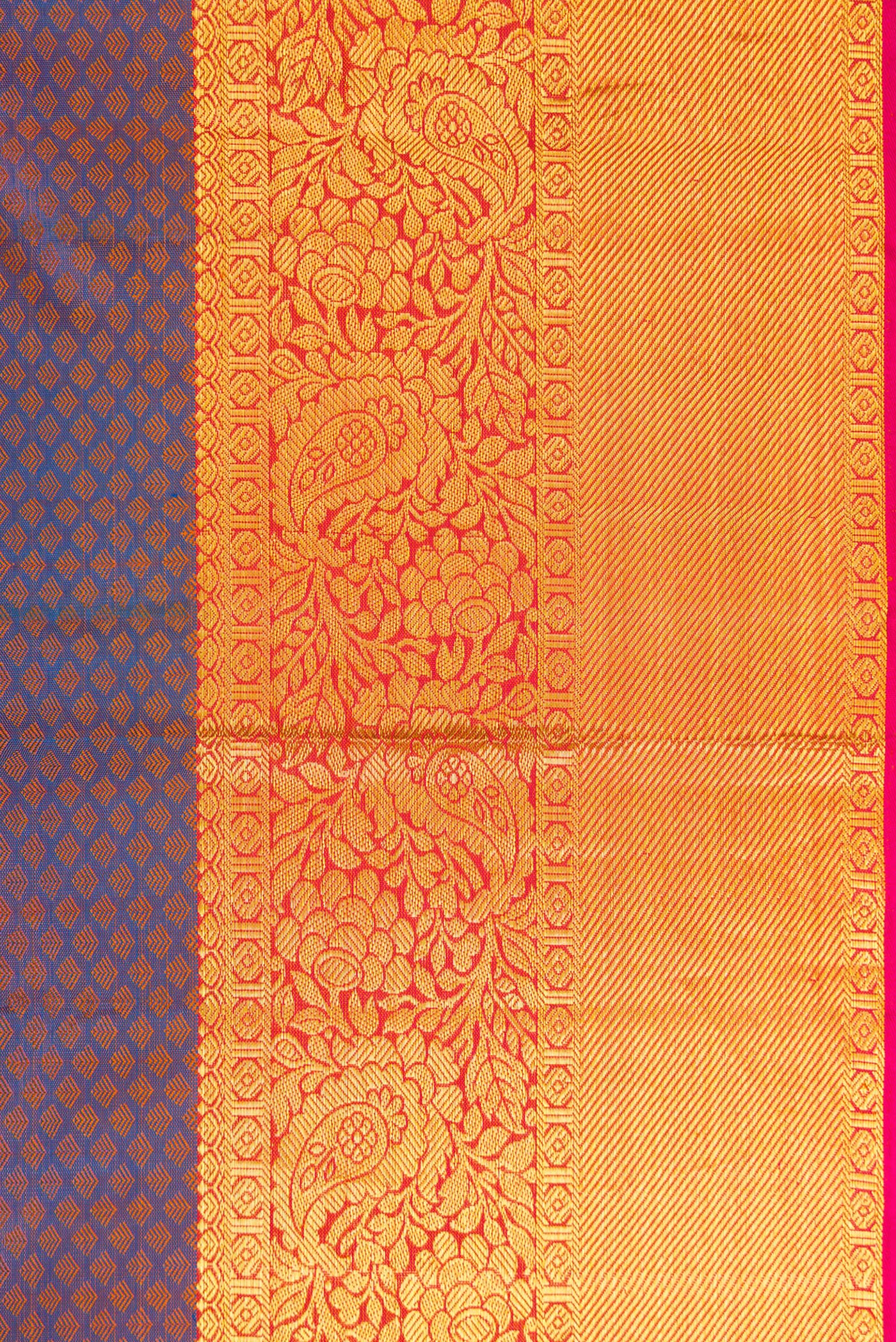 Border image of Peacock Blue Dual Tone Kanchipuram Silk Saree with Jacquard With Zari Butta on the body and Zari Border. 