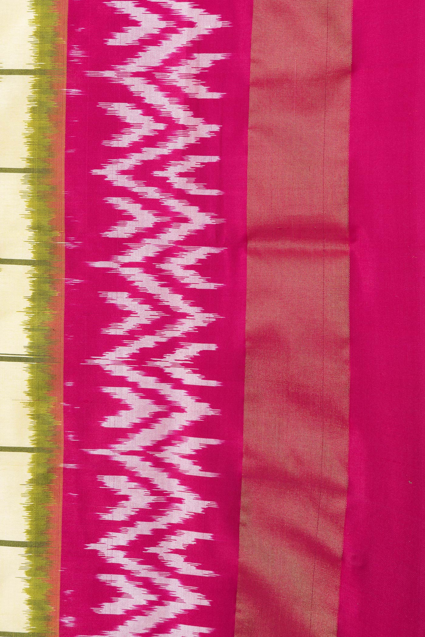 Border image of Mehandi Green Dual Tone Double Ikat Saree with Ikat Print on the body and Ikat Border. 