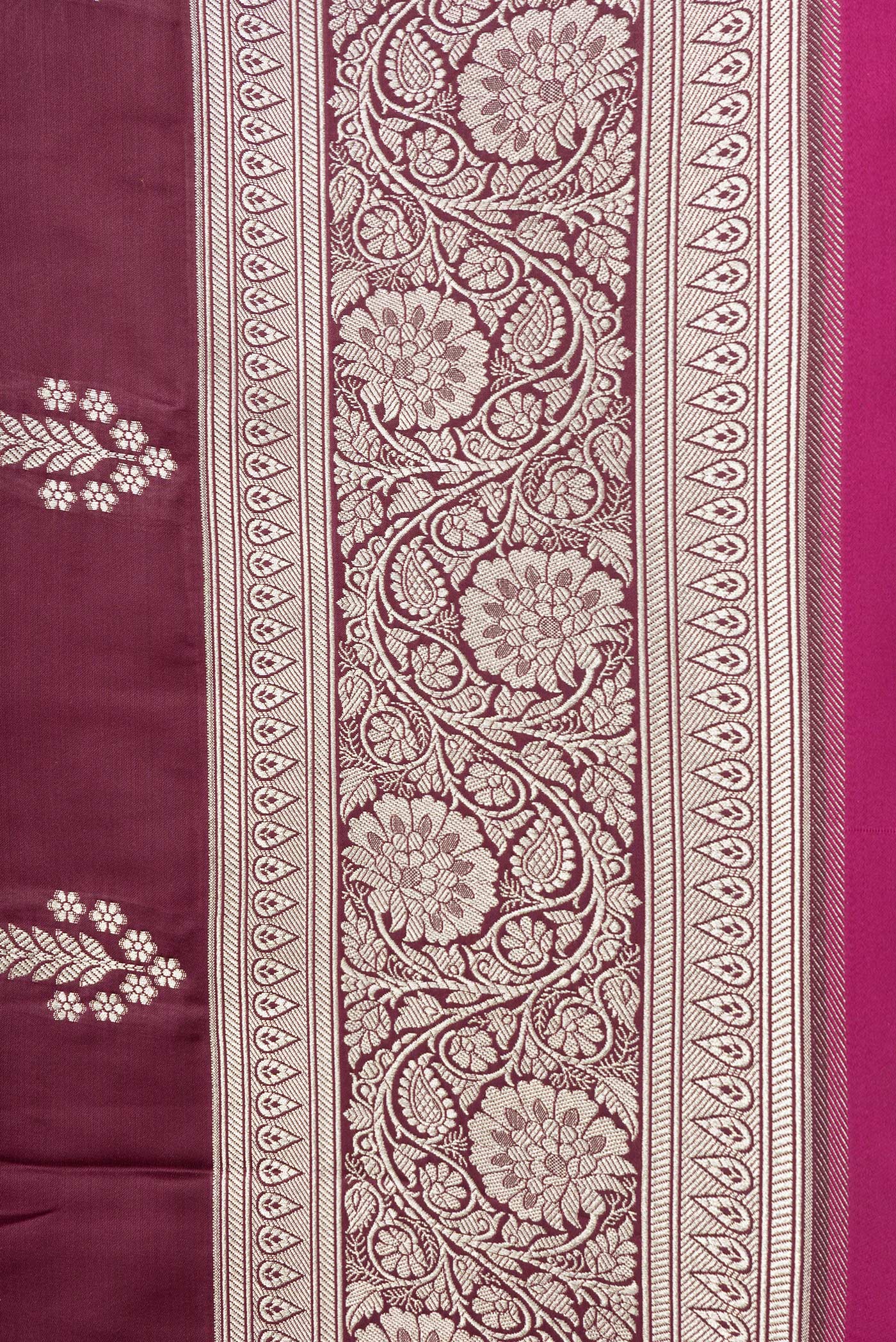 Border image of Maroon Dual Tone Banarasi Silk Saree with Zari Butta on the body and Zari Border. 