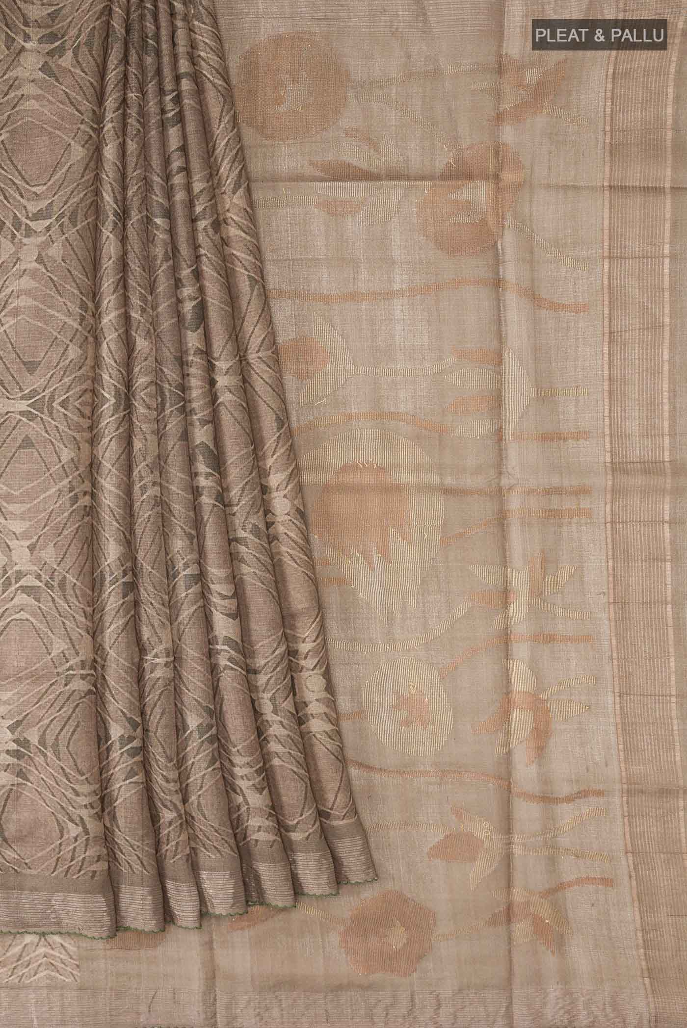 pleats pallu