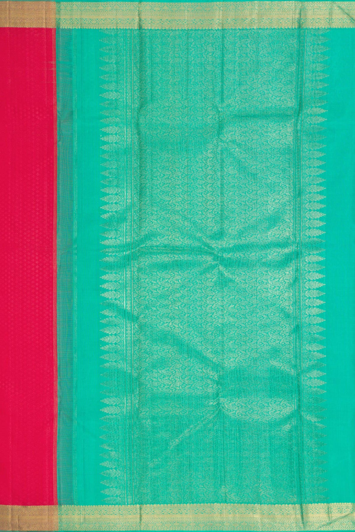 Close up image of the pallu of Pure Silk Pure Zari Pink Dual Tone Kanjivaram Saree with Jacquard design on the body and Zari Border. 