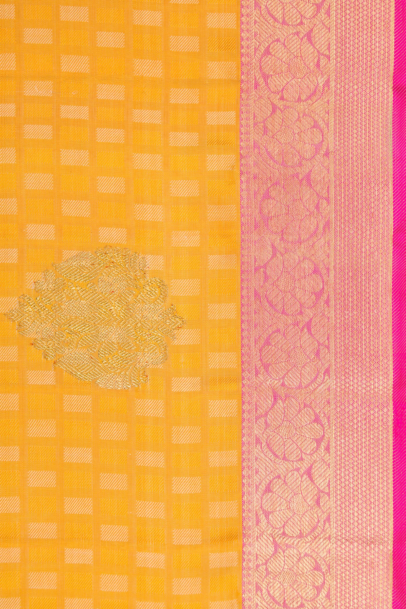 Border image of Pure Silk Pure Zari Gold Dual Tone Kanjivaram Saree with Jacquard With Zari Butta on the body and Zari Border. 