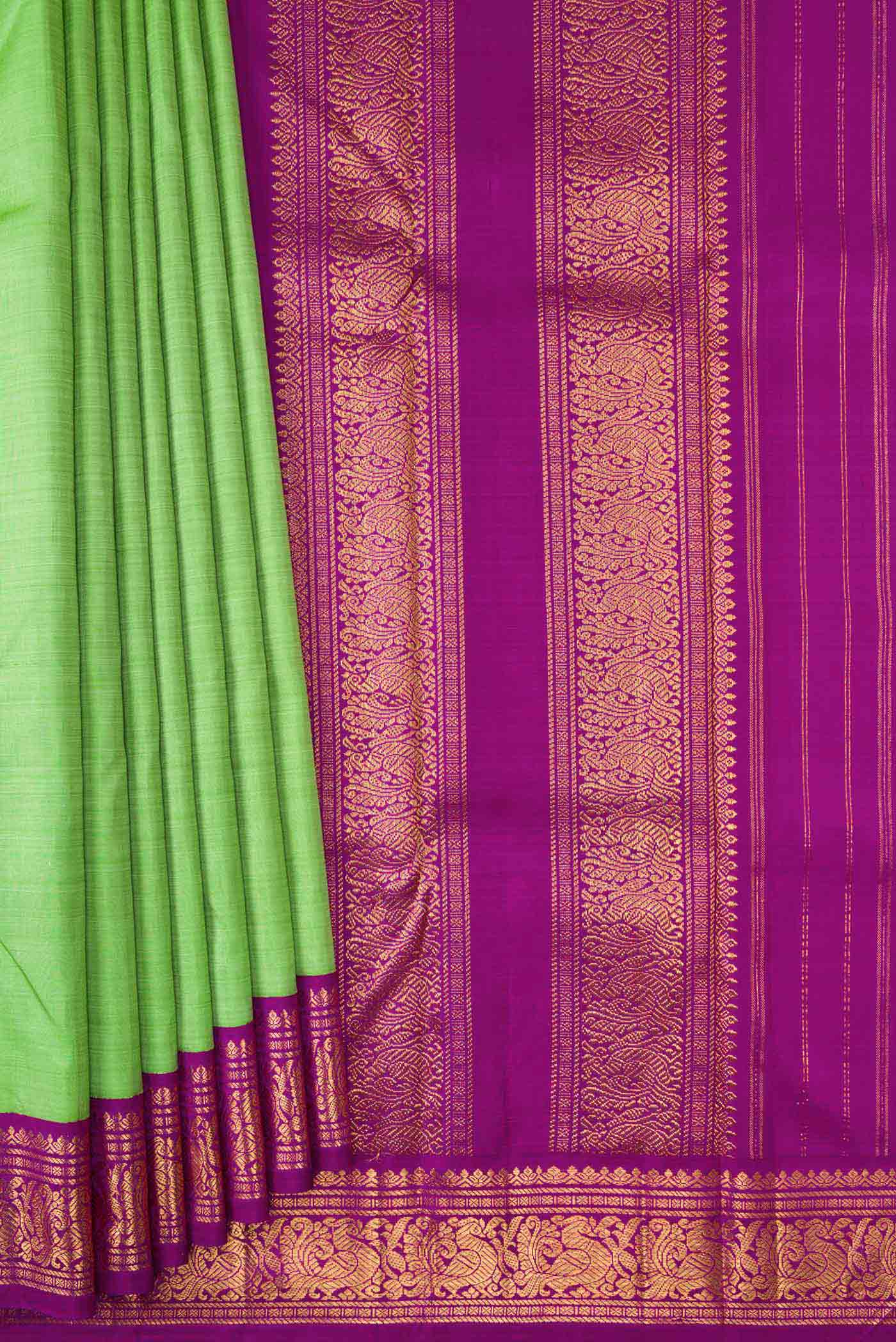 Pleats and pallu of Pure Silk Pure Zari Parrot Green Dual Tone Kanjivaram Saree with Plain Body and Zari Border. 