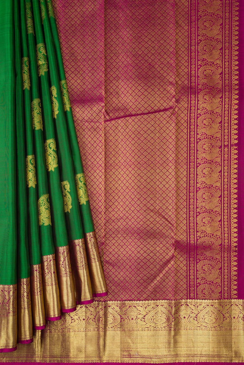 Pleats and pallu of Green Dual Tone Kanchipuram Silk Saree with Zari Butta on the body and Zari Border. 