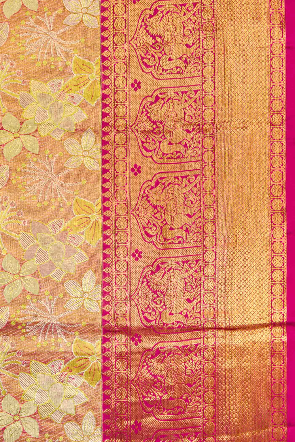 Border image of Gold Dual Tone Kanjivaram Tissue Silk Saree with Zari Brocade on the body and Zari Border. 