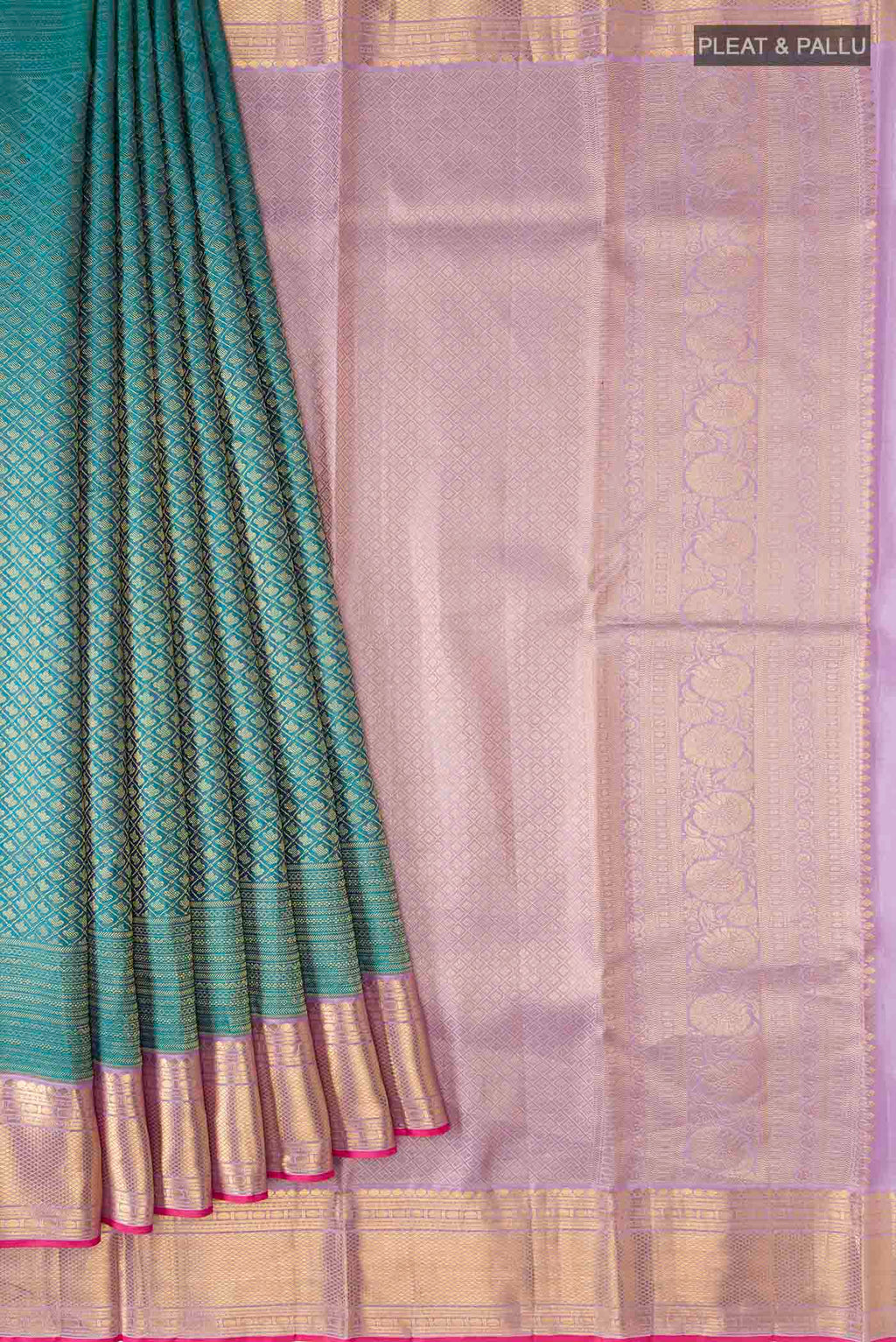 pleats pallu