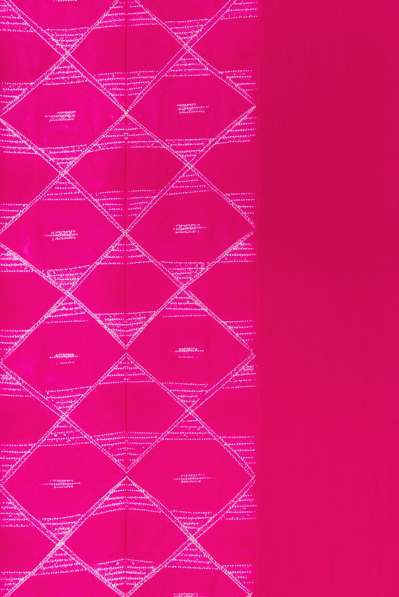 Border image of Pink Dual Tone Tussar Silk Saree with Printed design on the body and Plain Border. 