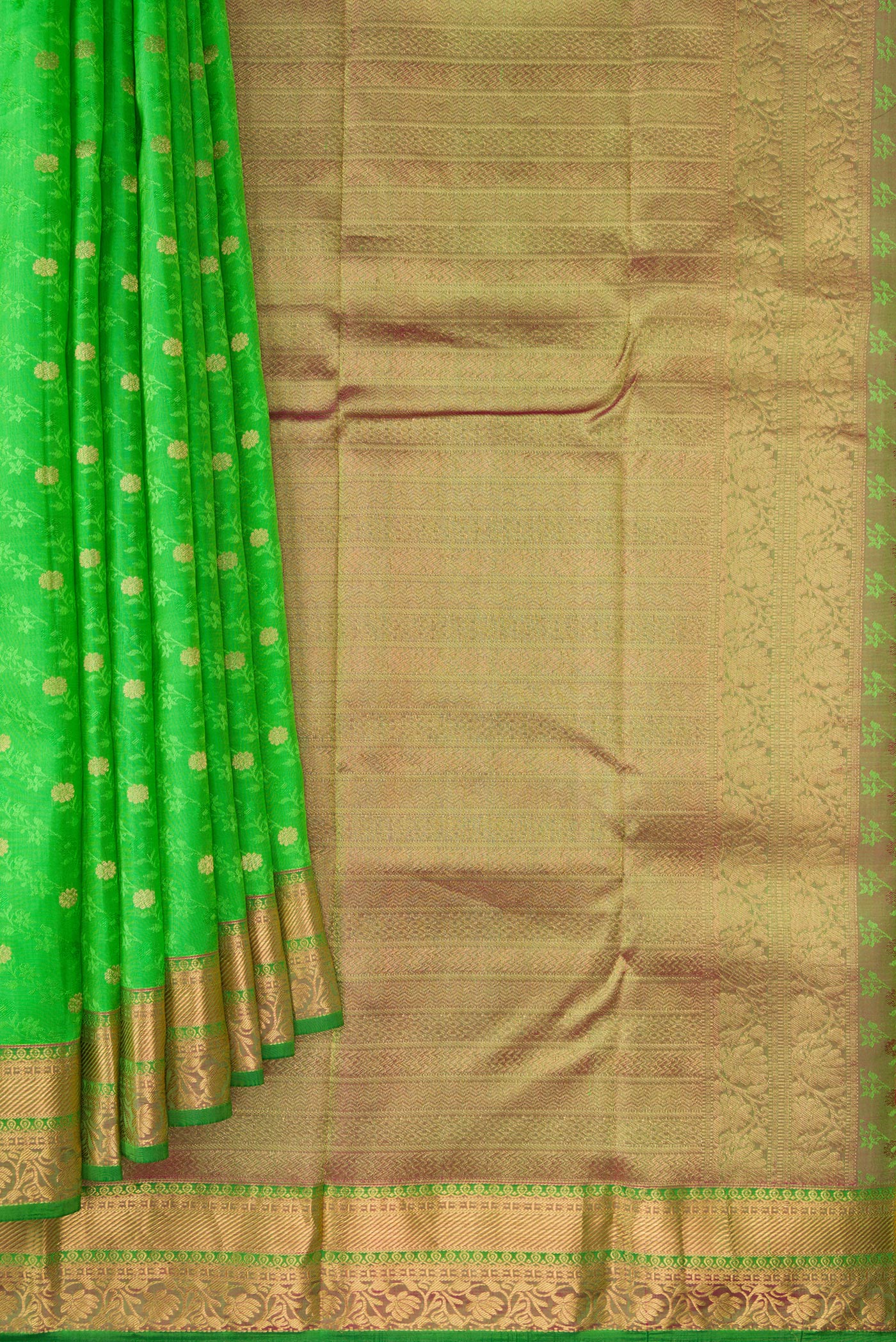 Pleats and pallu of Parrot Green Dual Tone Kanchipuram Silk Saree with Jacquard With Zari Butta on the body and Zari Border. 