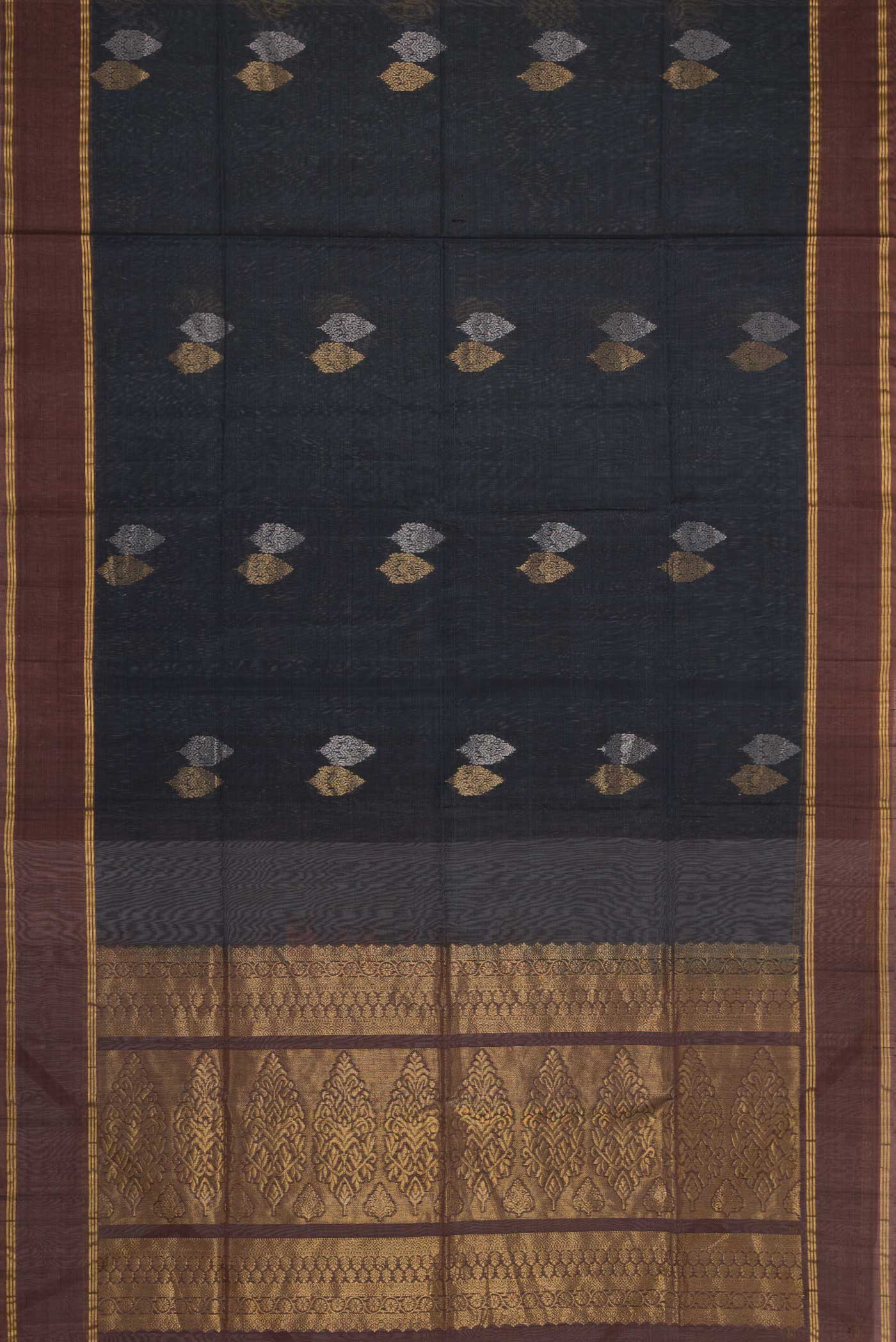 pallu body