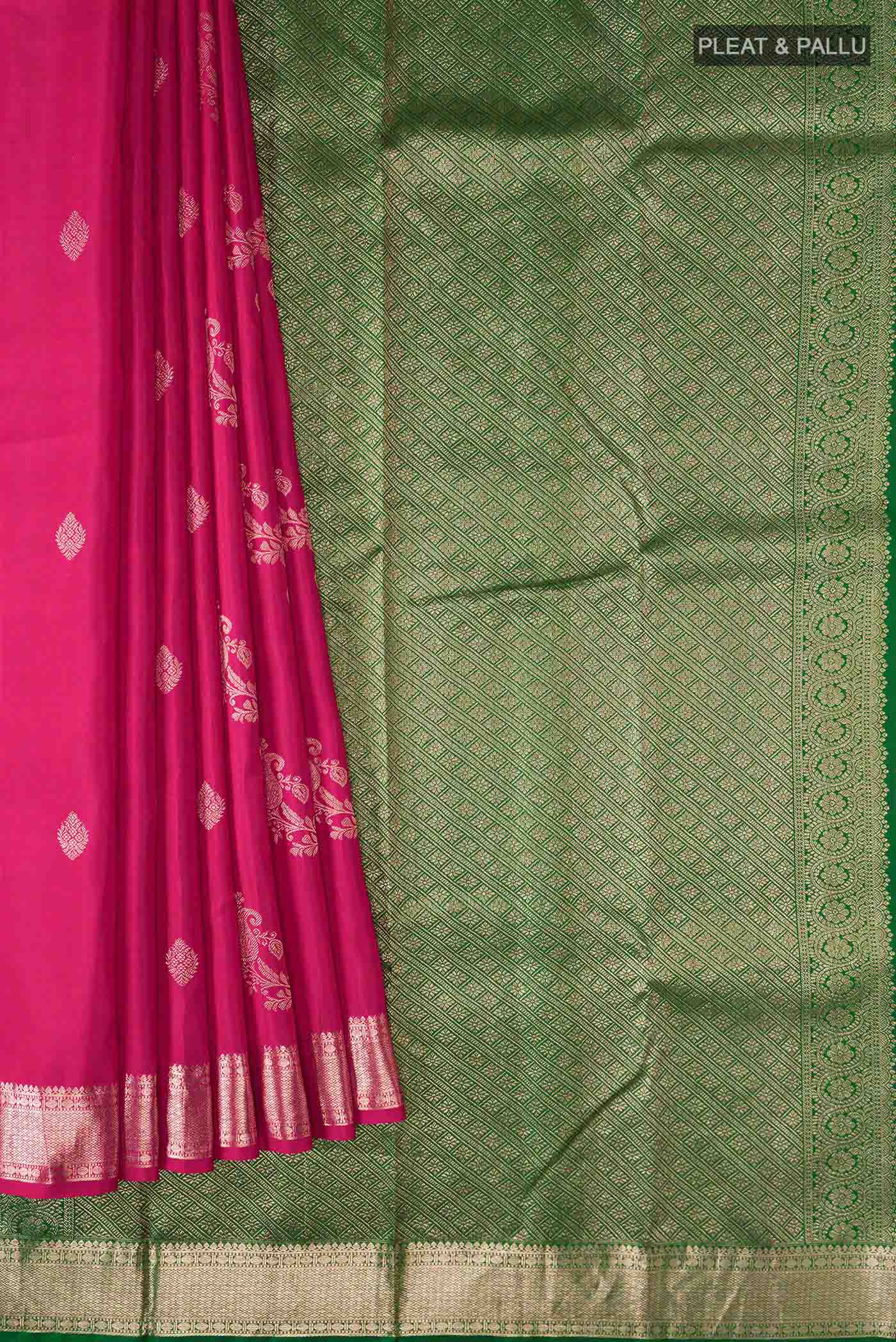 pleats pallu