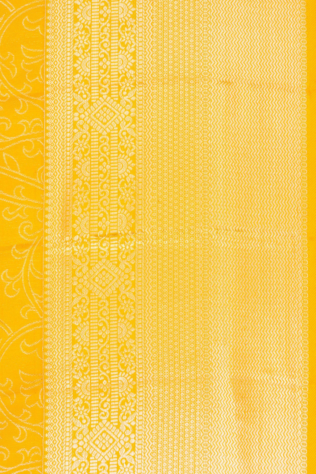 Border image of Gold Dual Tone Kanchipuram Silk Saree with Zari Butta on the body and Zari Border. 