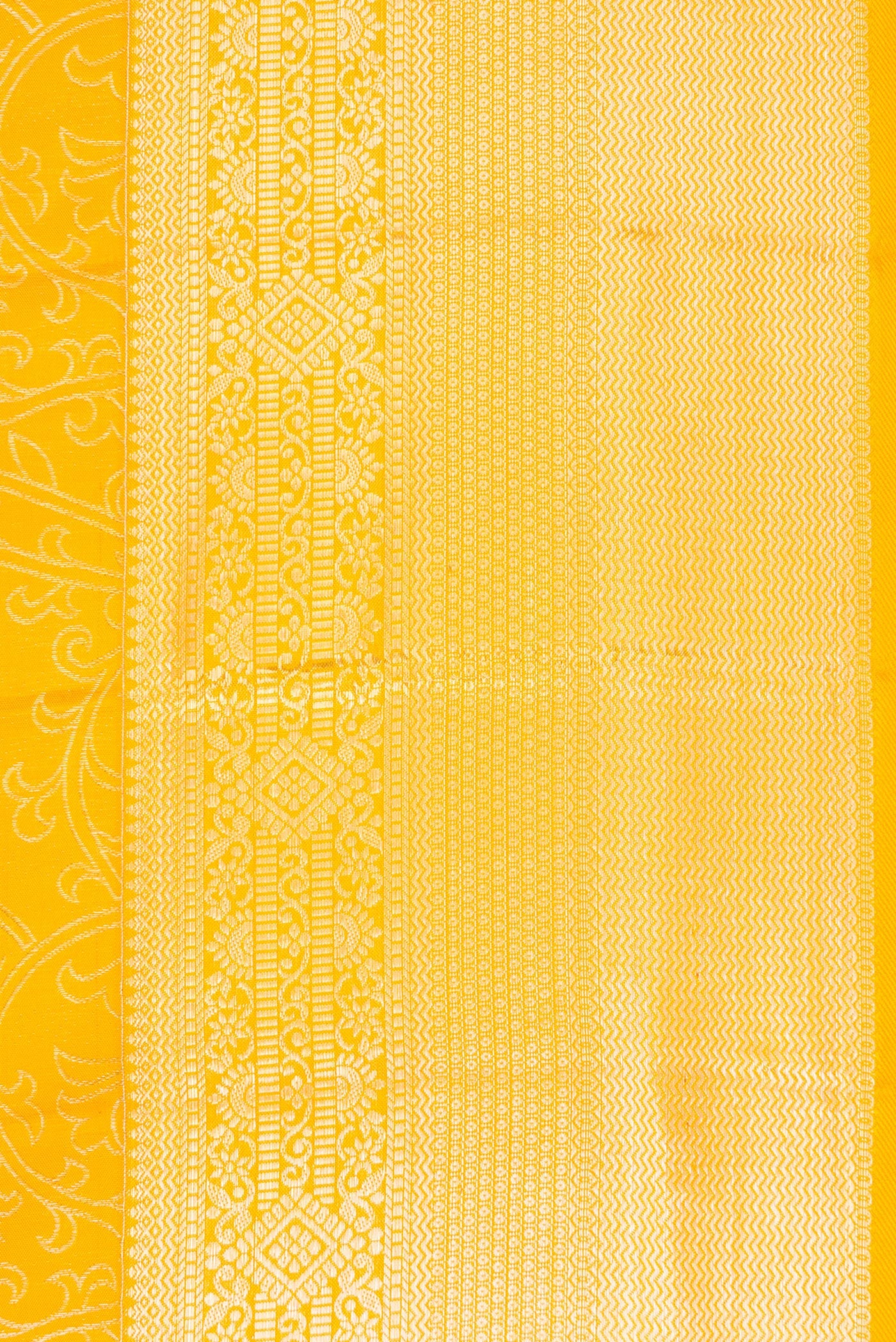 Border image of Gold Dual Tone Kanchipuram Silk Saree with Zari Butta on the body and Zari Border. 