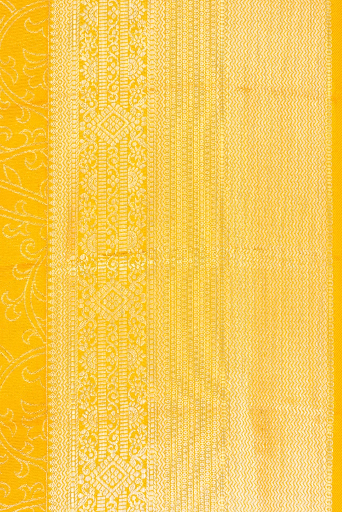 Border image of Gold Dual Tone Kanchipuram Silk Saree with Zari Butta on the body and Zari Border. 
