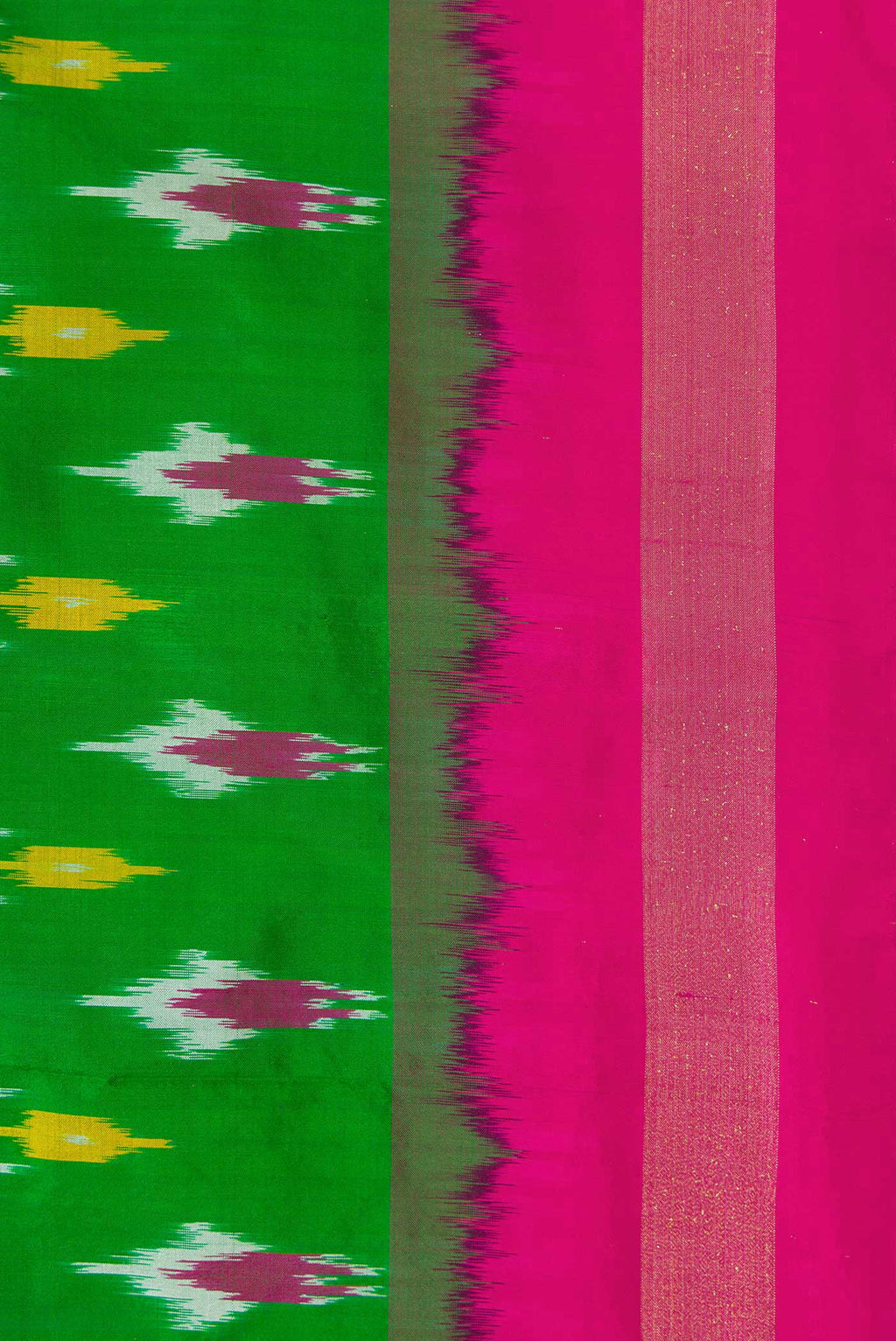 Border image of Green Pochampally Silk Saree with Ikat Print on the body and Ikat Border