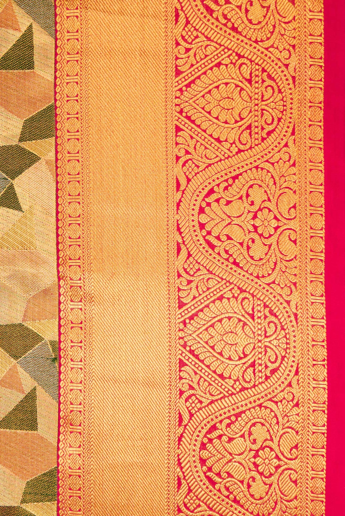 Border image of Gold Dual Tone Kanjivaram Tissue Silk Saree with Zari Brocade on the body and Zari Border. 