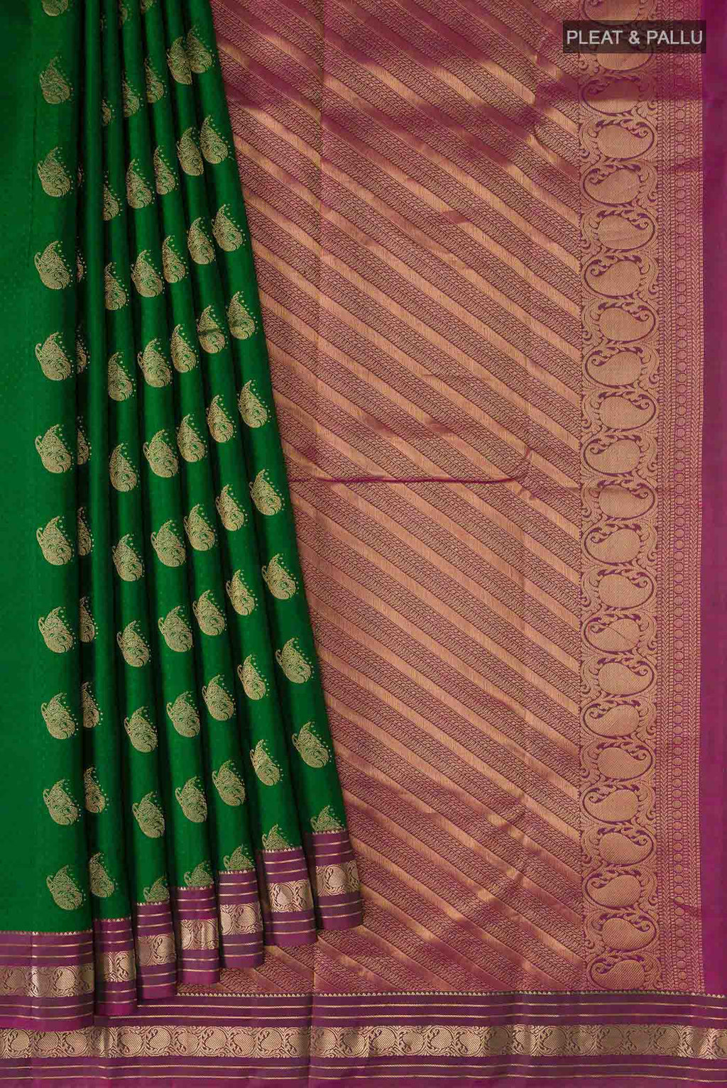 pleats pallu