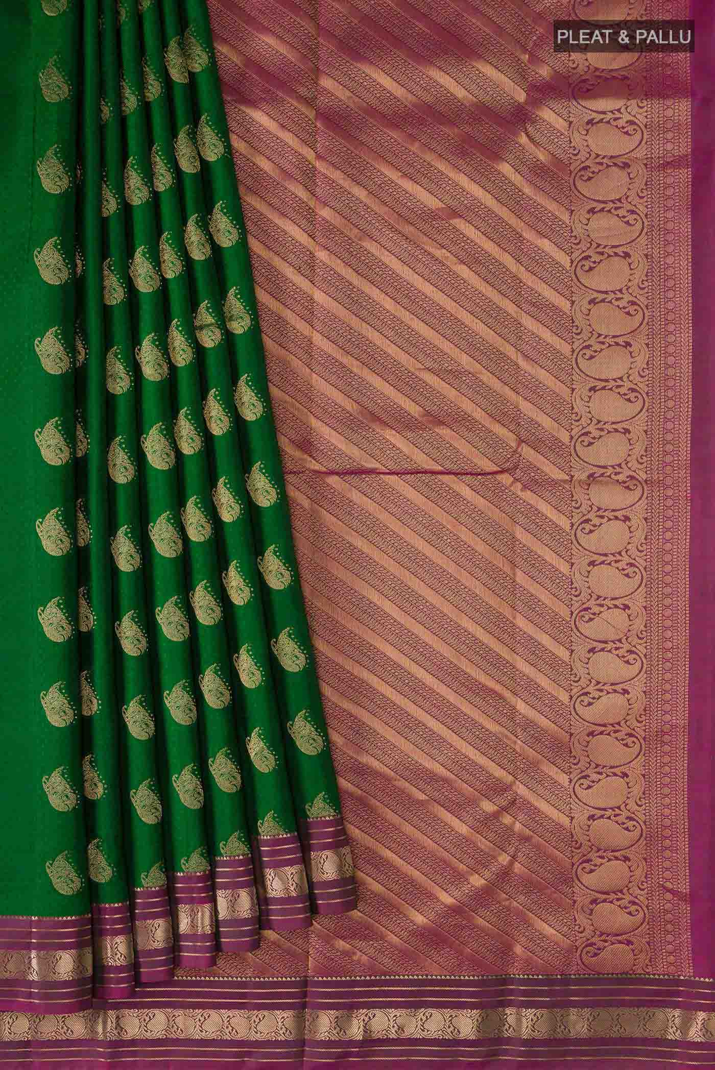 pleats pallu