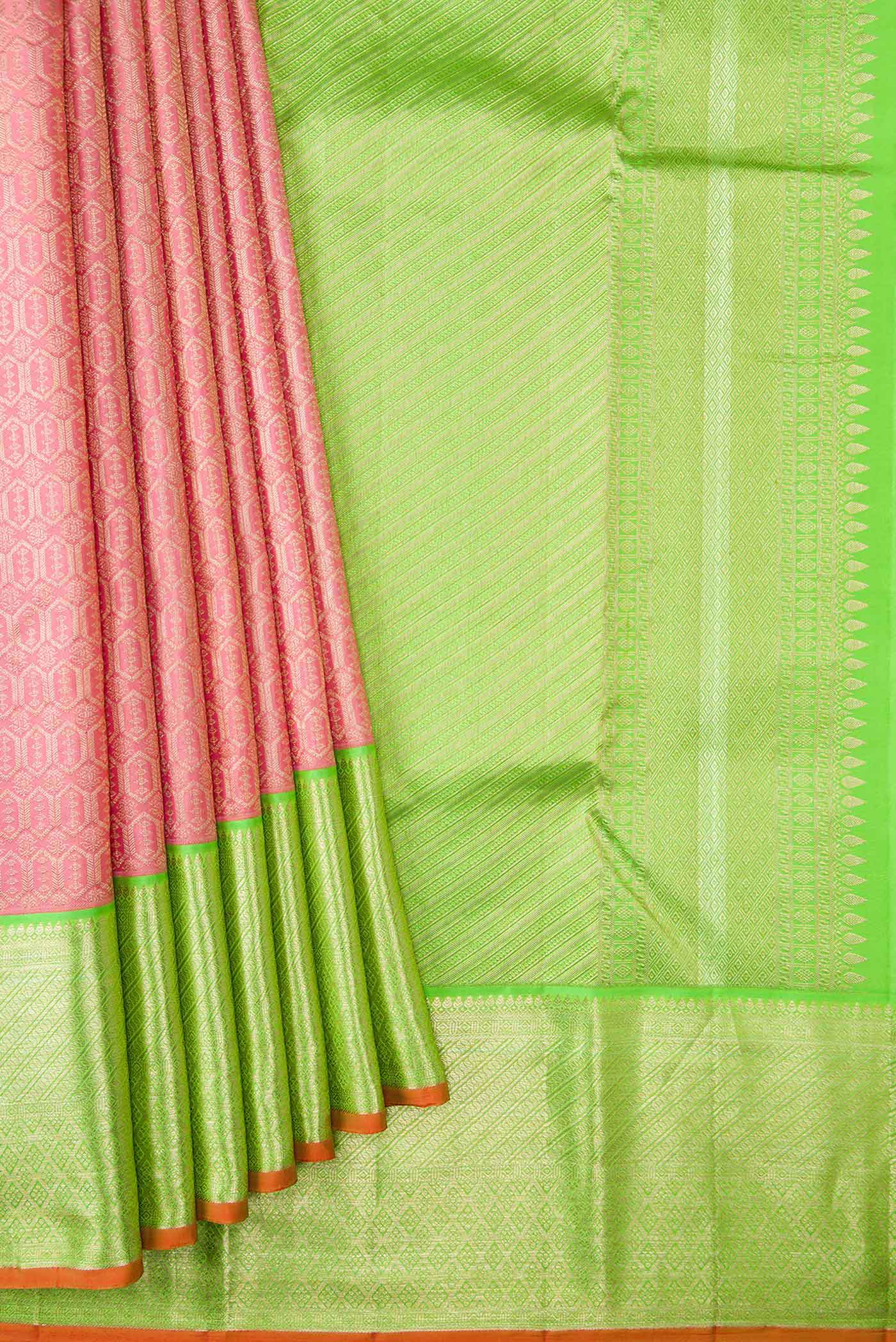 pleats pallu
