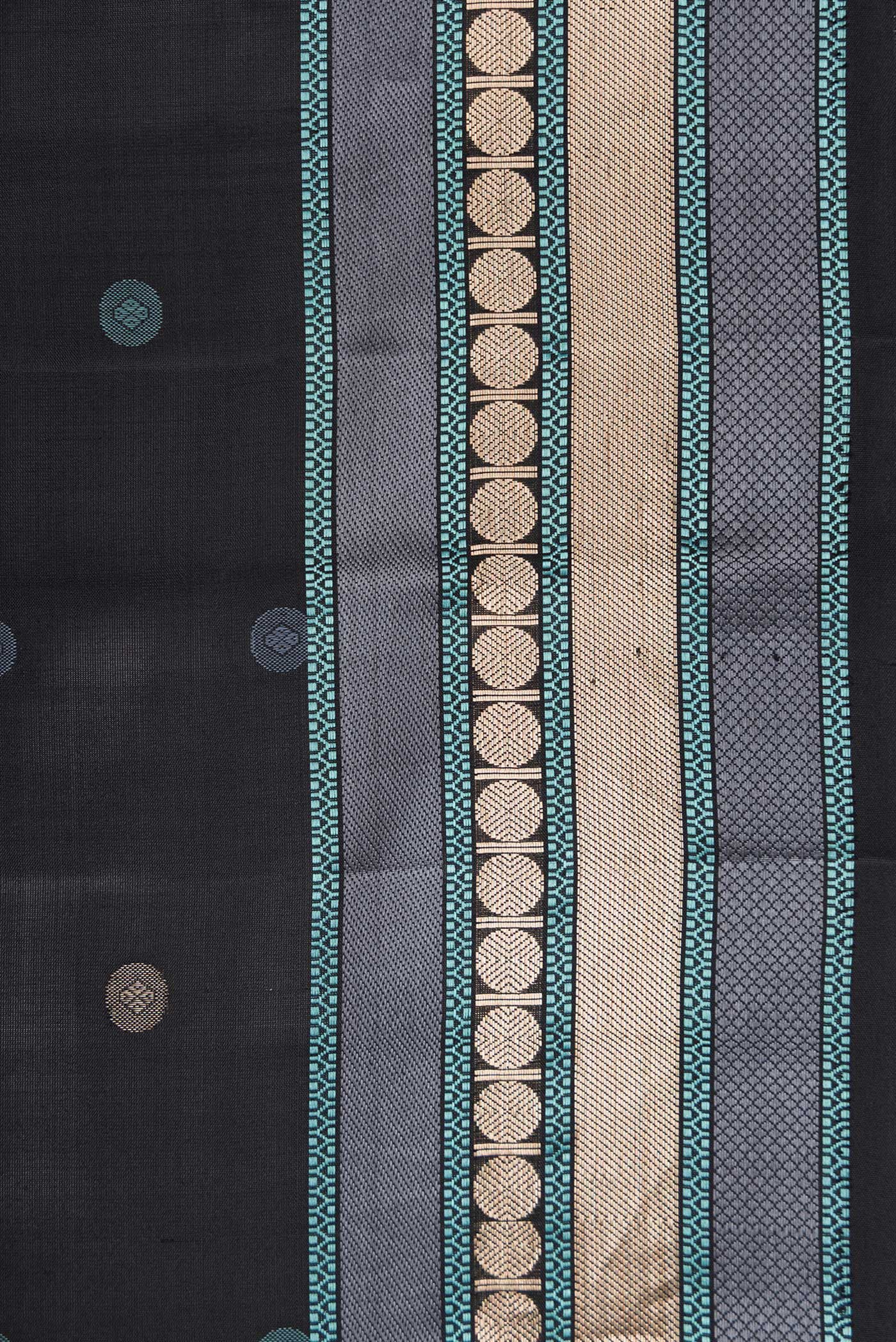 Border image of Black Dual Tone Kanchipuram Silk Saree with Zari And Thread Butta on the body and Zari And Thread Border. 