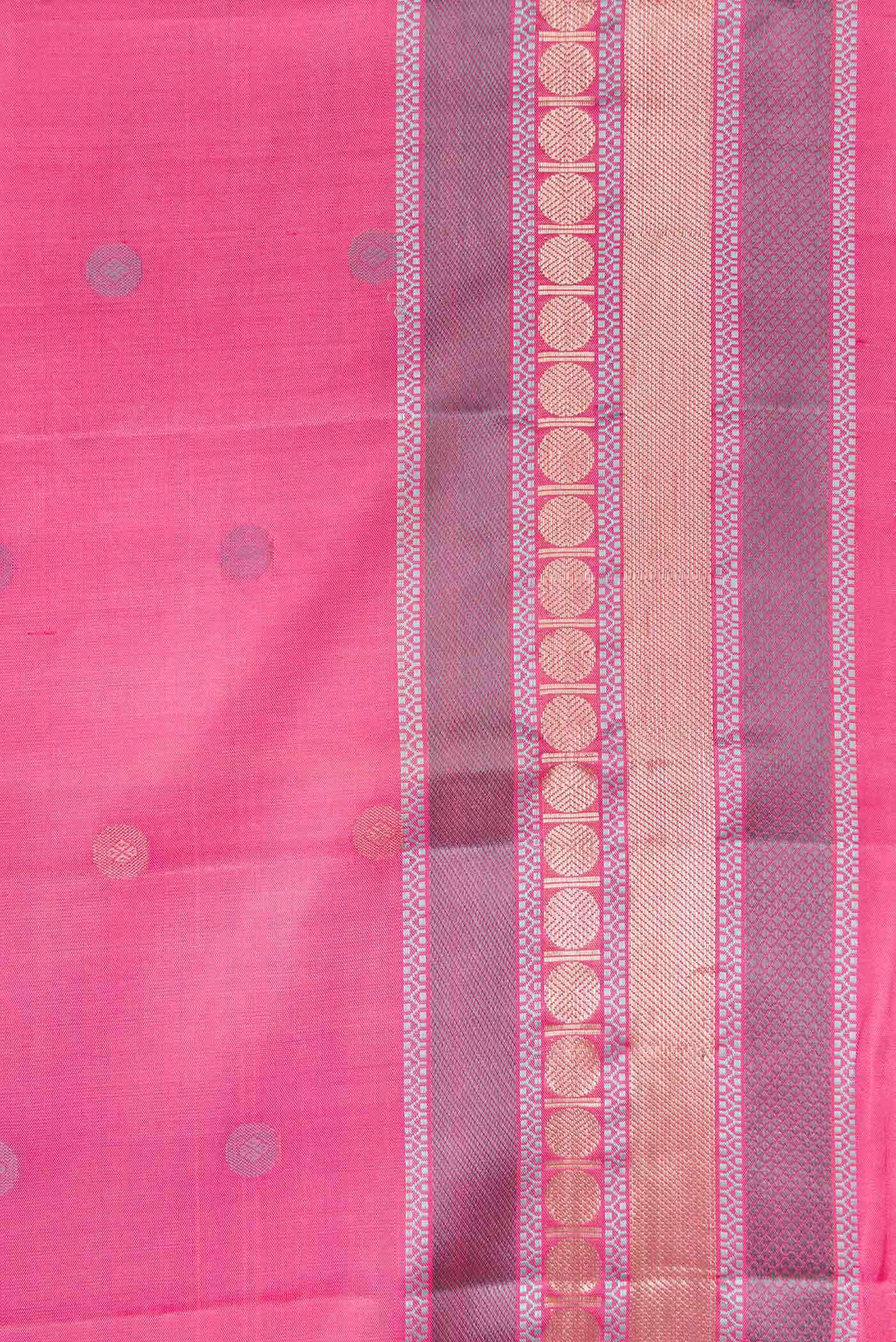 Border image of Pink Dual Tone Kanchipuram Silk Saree with Zari And Thread Butta on the body and Zari Border. 