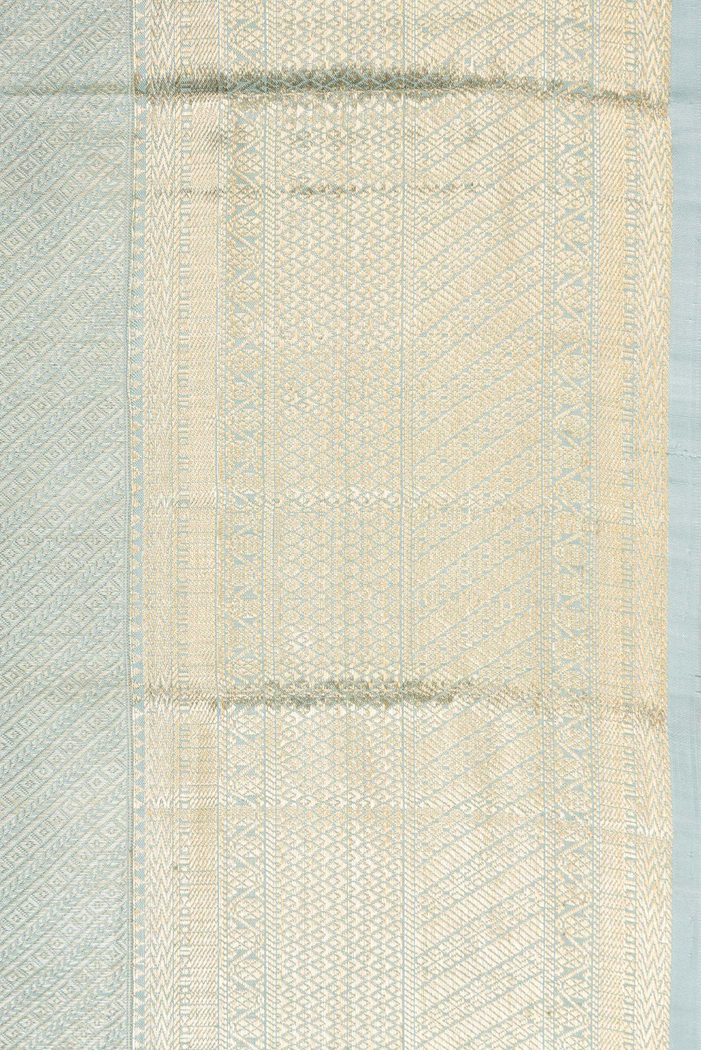 Border image of Grey Dual Tone Kanchipuram Silk Saree with Zari Brocade on the body and Zari Border. 