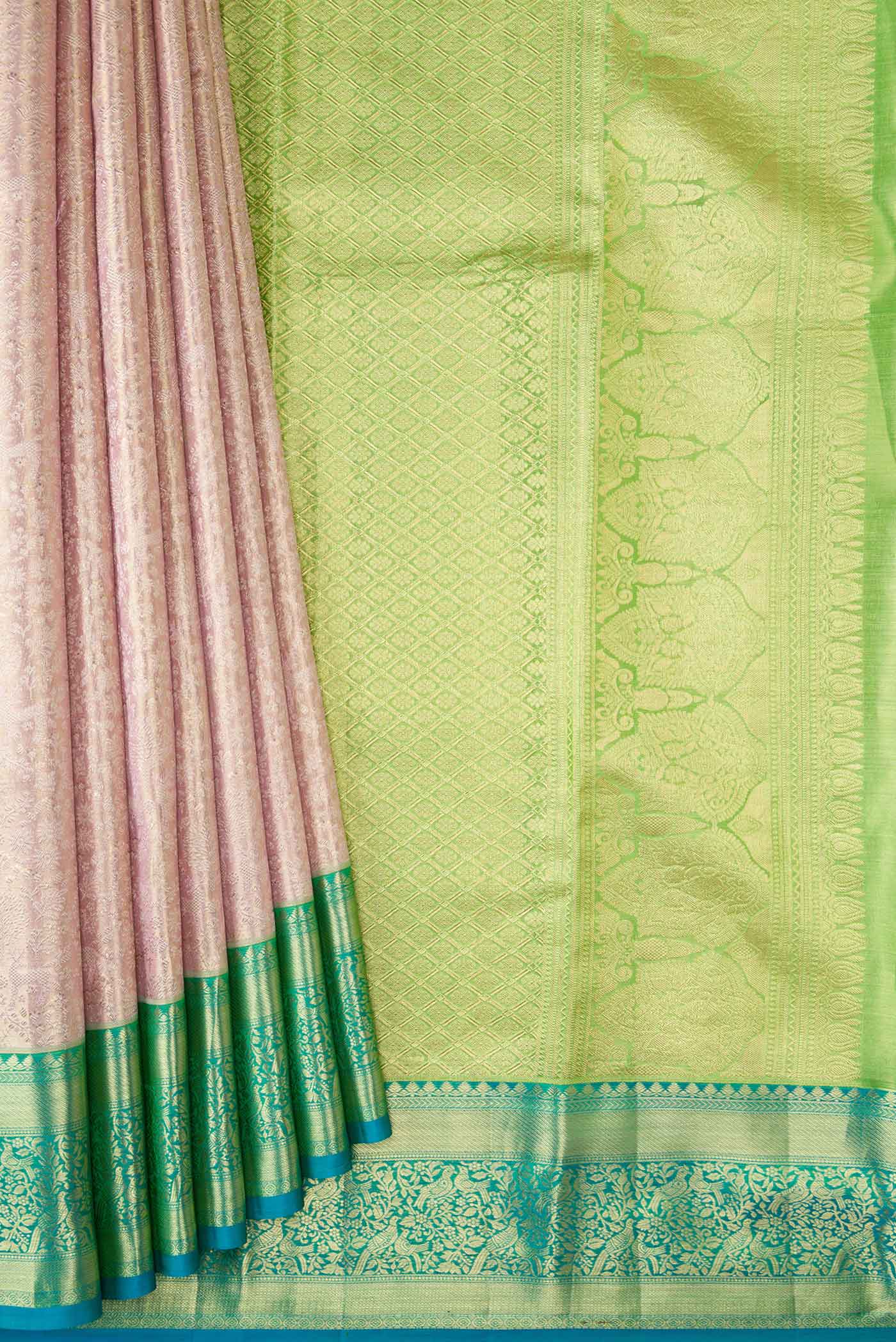 pleats pallu