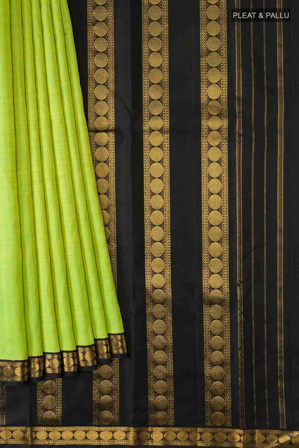pleats pallu