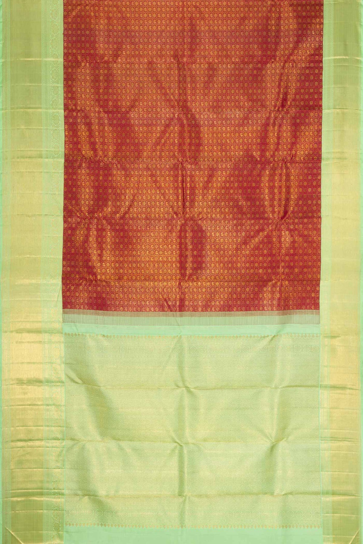 Flat view of Maroon Dual Tone Kanchipuram Silk Saree with Zari Brocade on the body and Zari Border