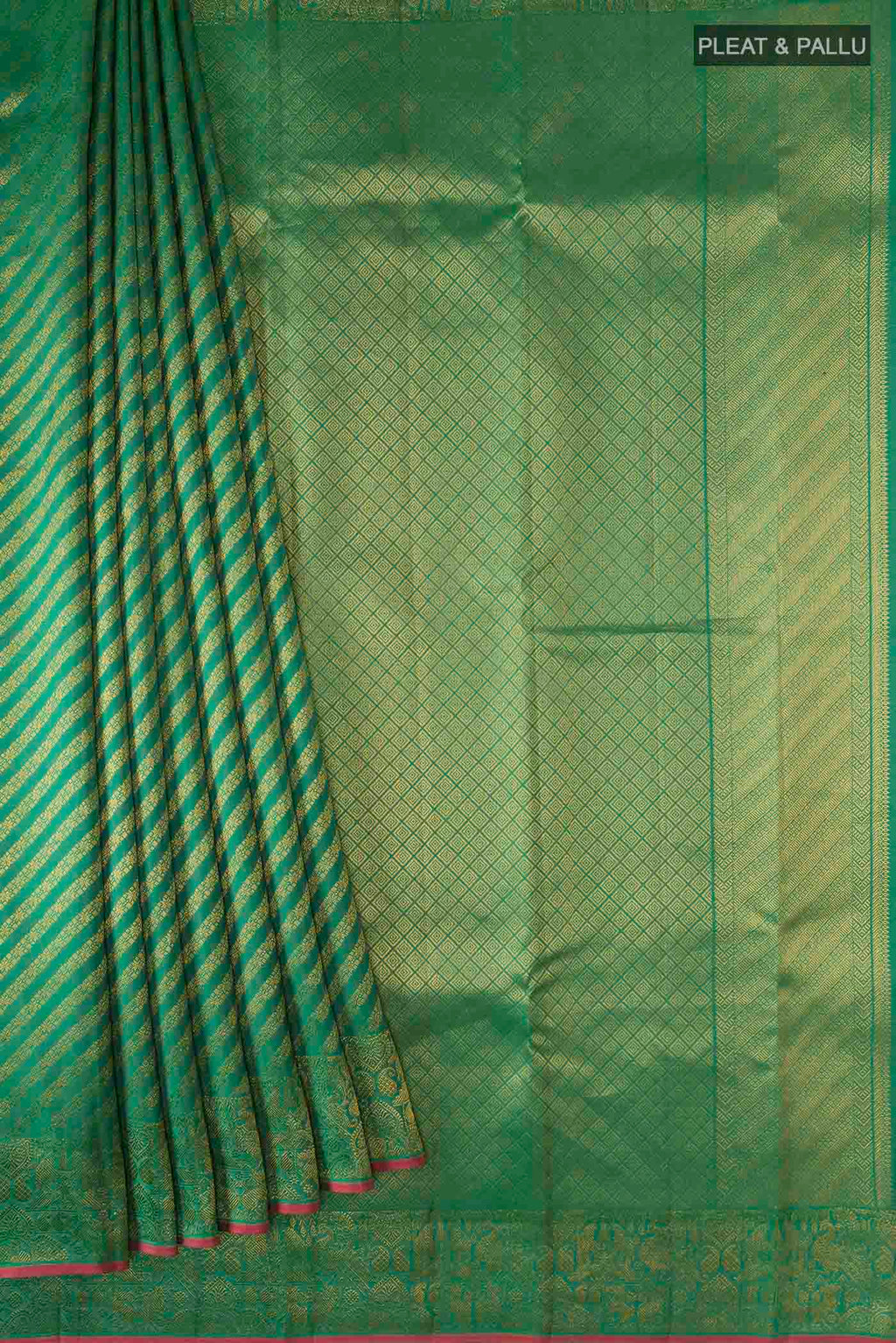 pleats pallu