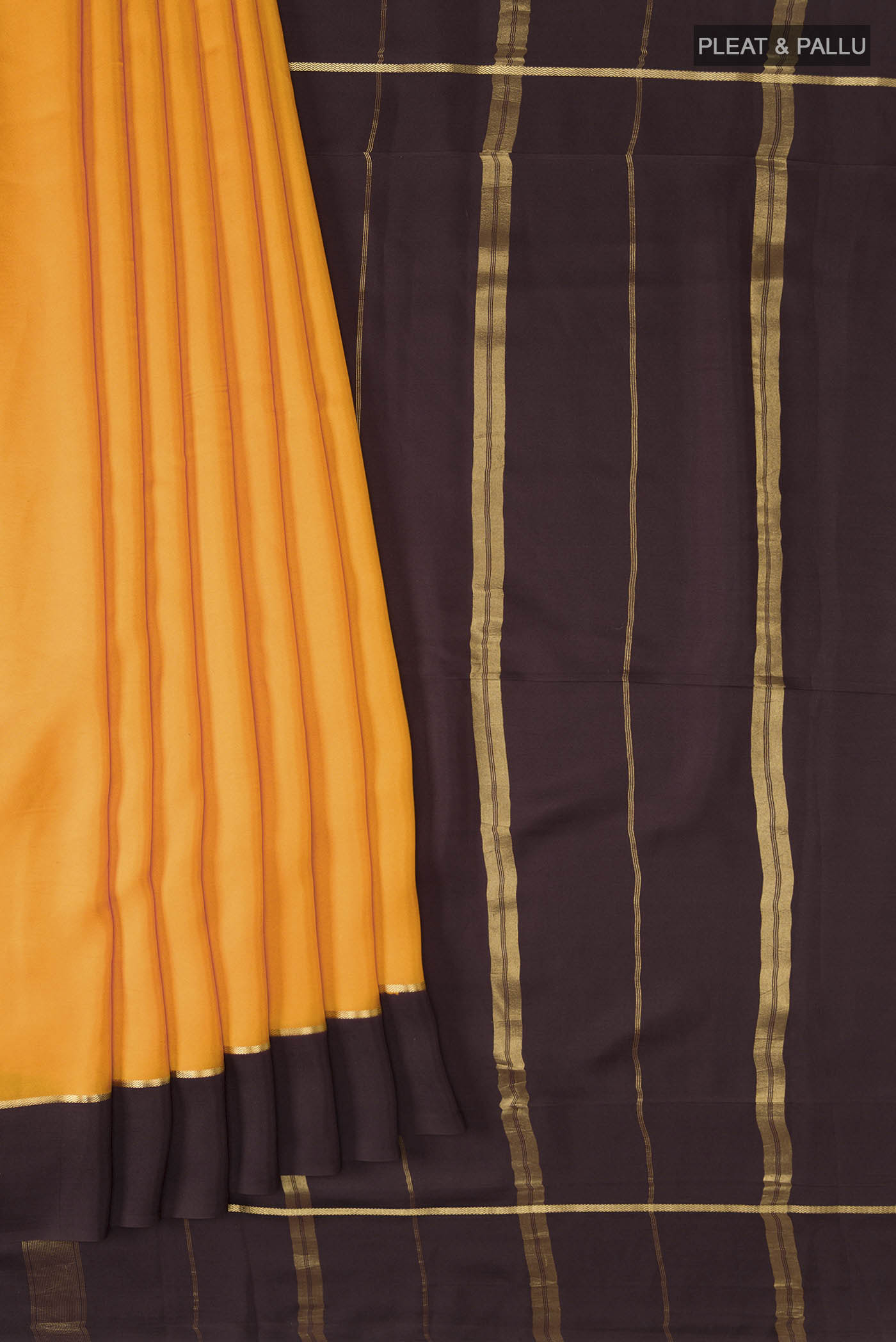 pleats pallu