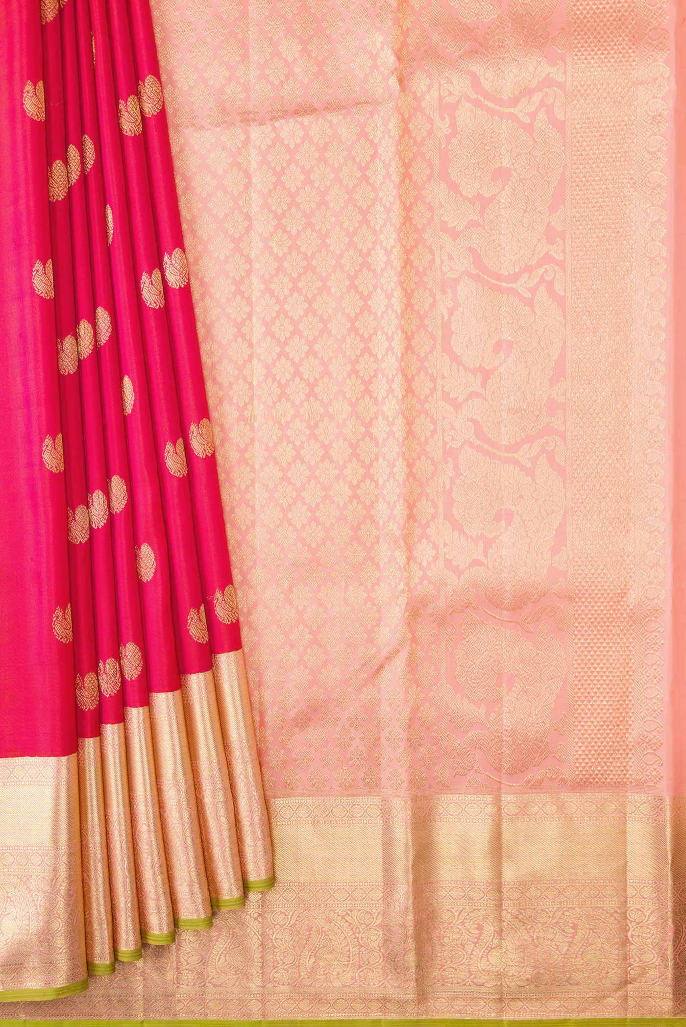 pleats pallu
