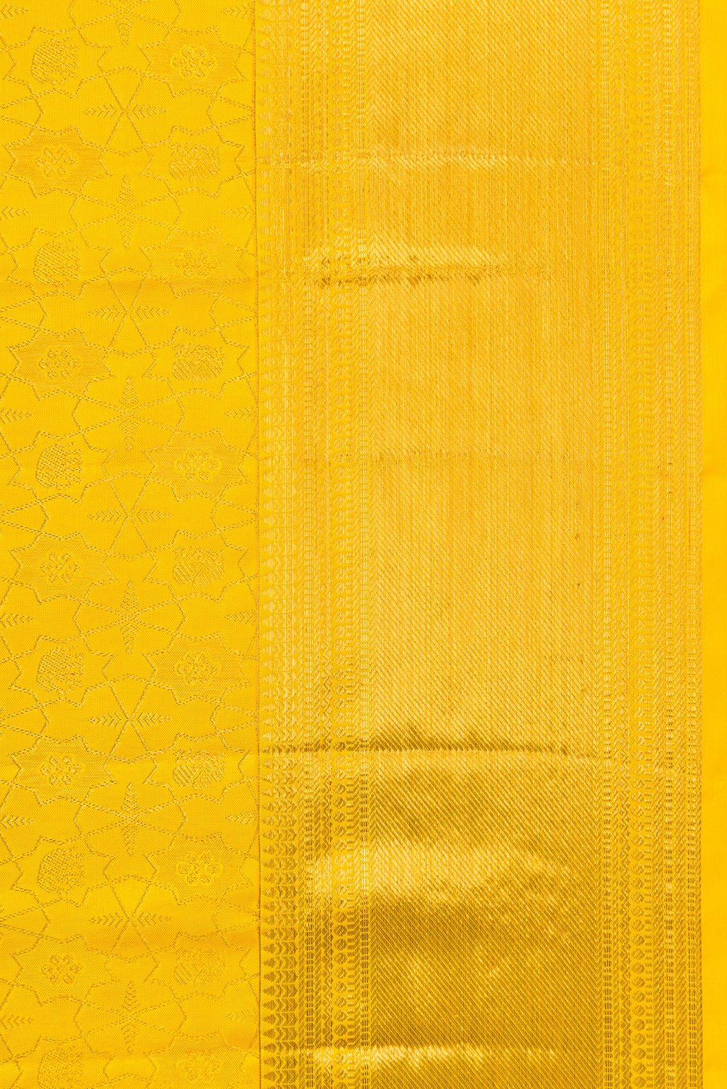 Border image of Yellow Dual Tone Kanjivaram Silk Saree with Zari Brocade on the body and Zari Border. 